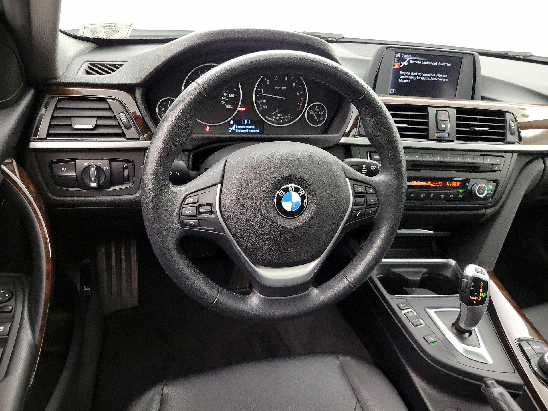 Thumbnail: 2015 BMW 3 Series - 10