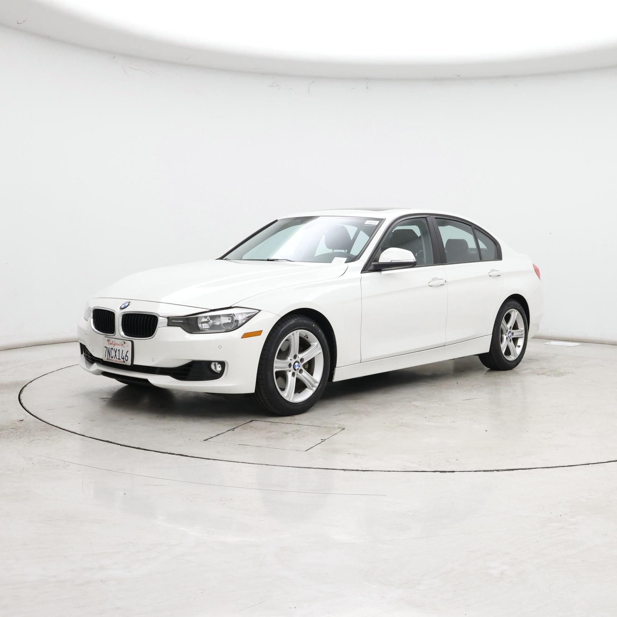 Thumbnail: 2015 BMW 3 Series - 4