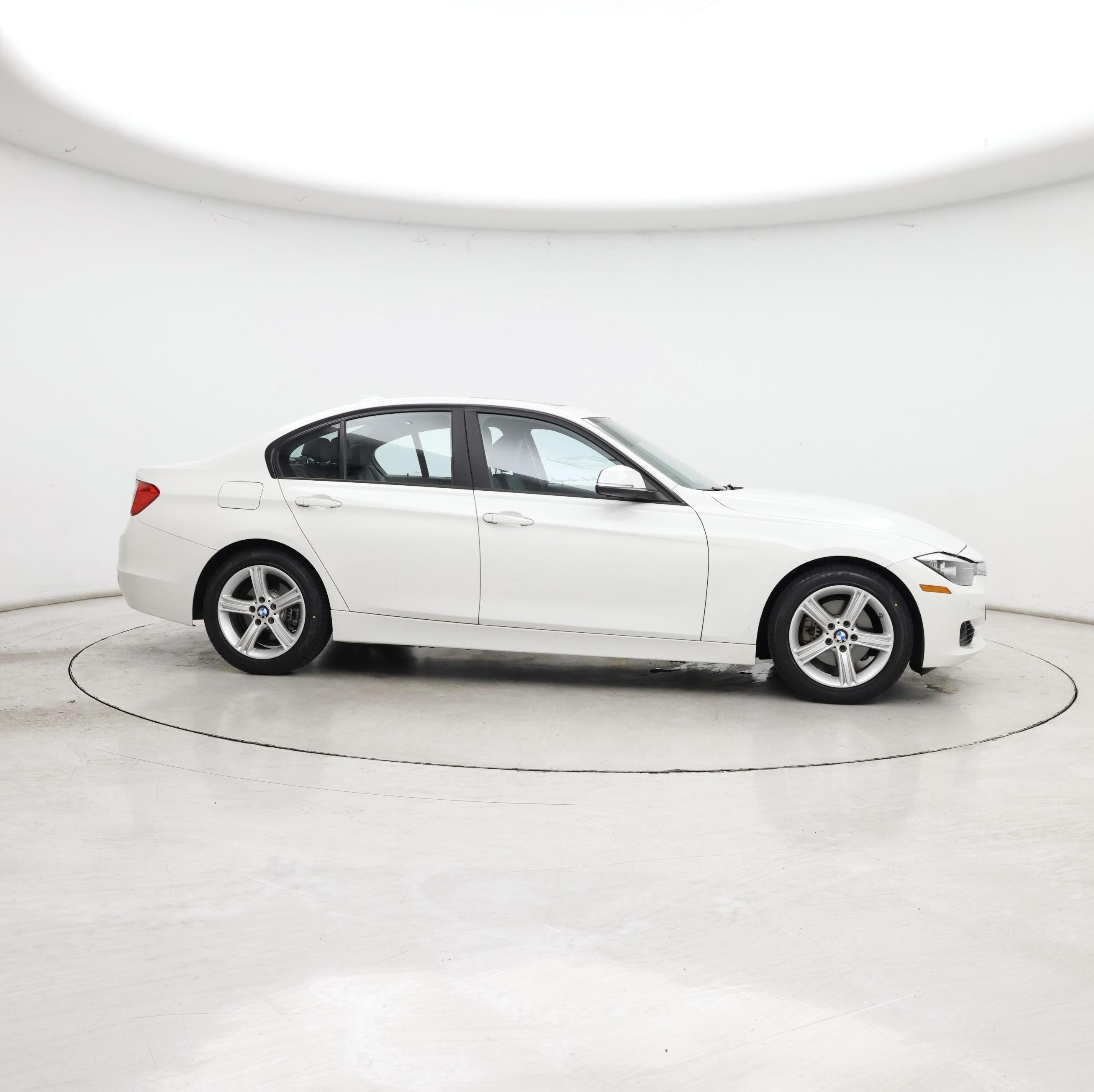 Thumbnail: 2015 BMW 3 Series - 7
