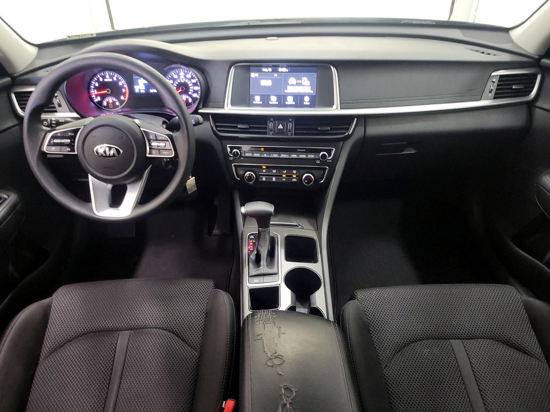 Thumbnail: 2019 Kia Optima - 9