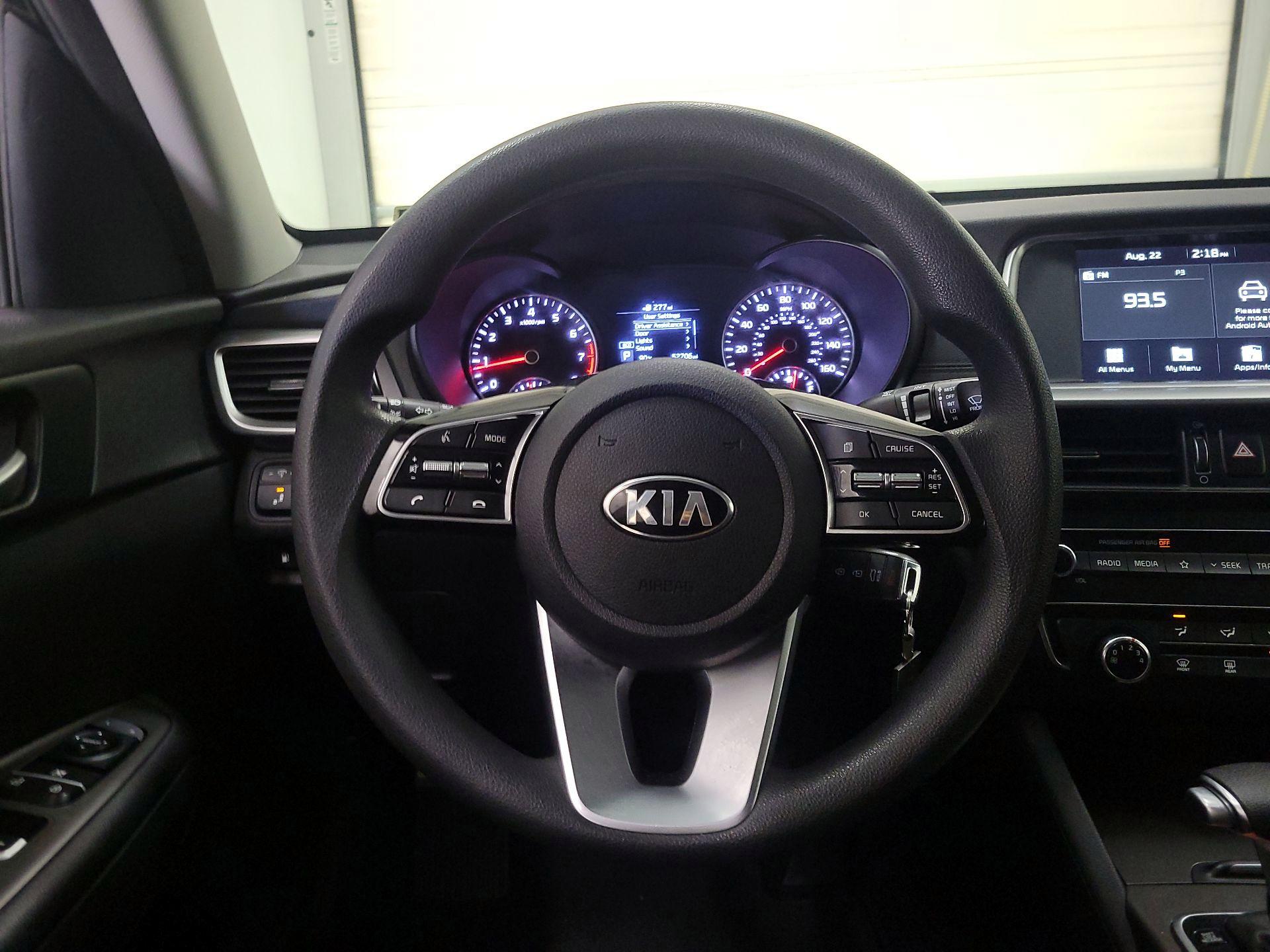 Thumbnail: 2019 Kia Optima - 10
