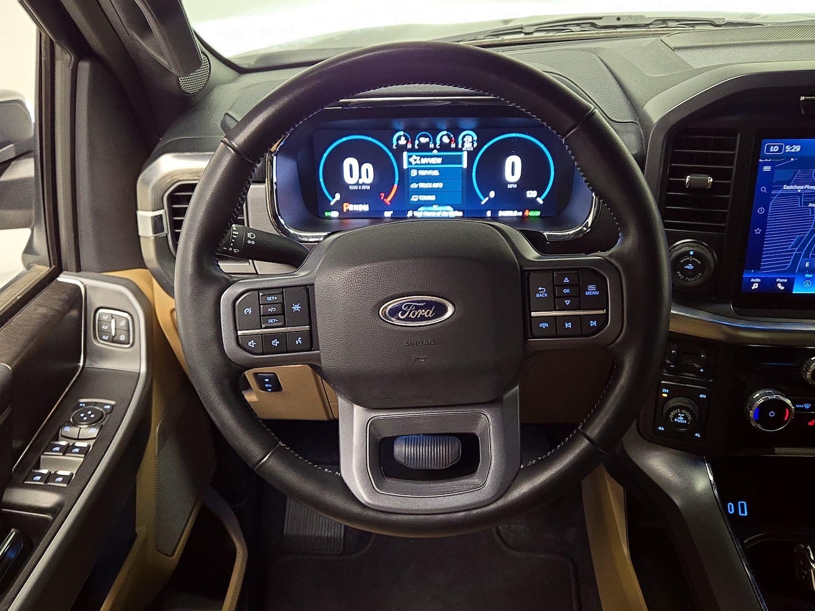 2023 Ford F-150 Lariat - Photo 11