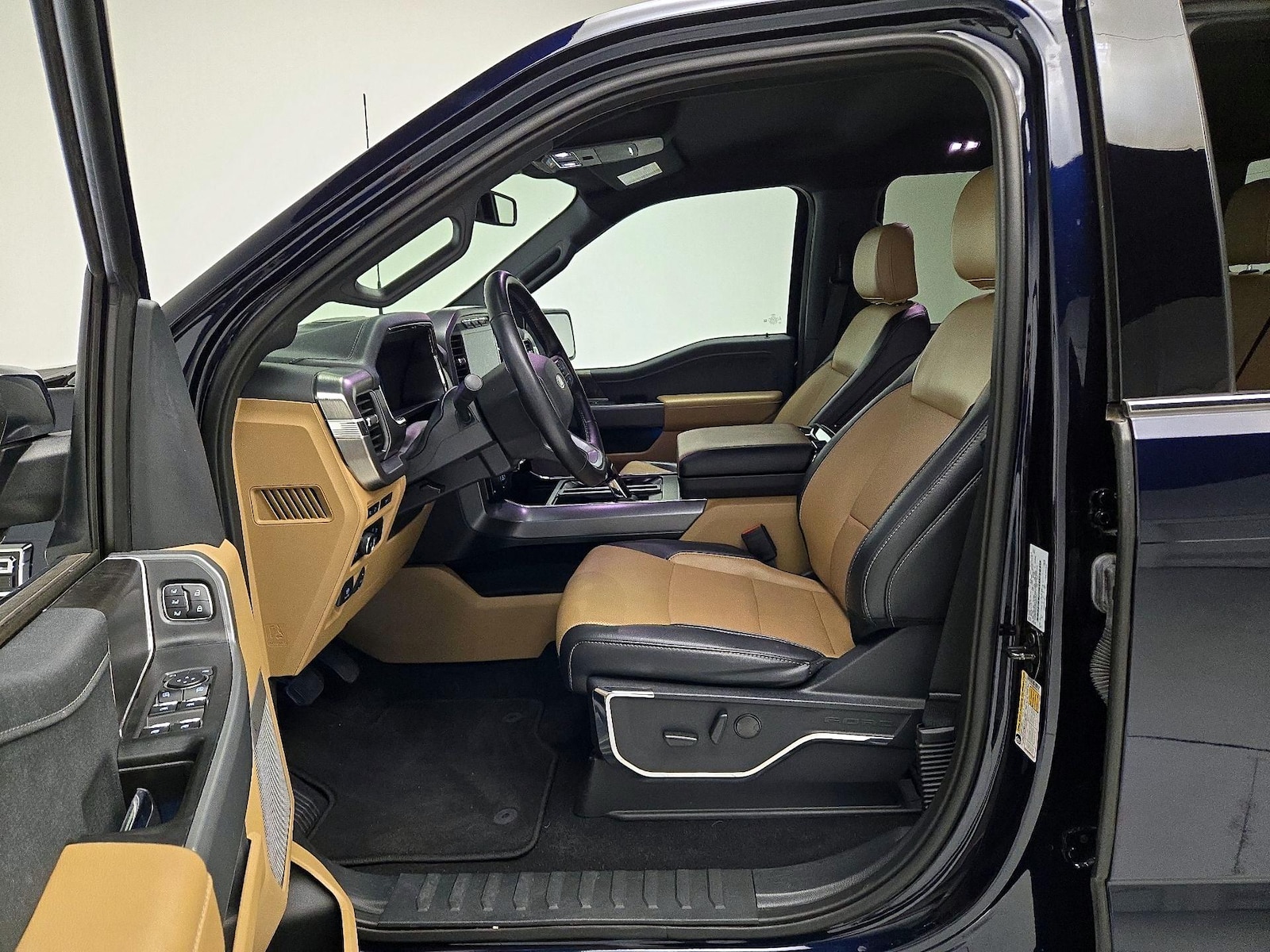 2023 Ford F-150 Lariat - Photo 12