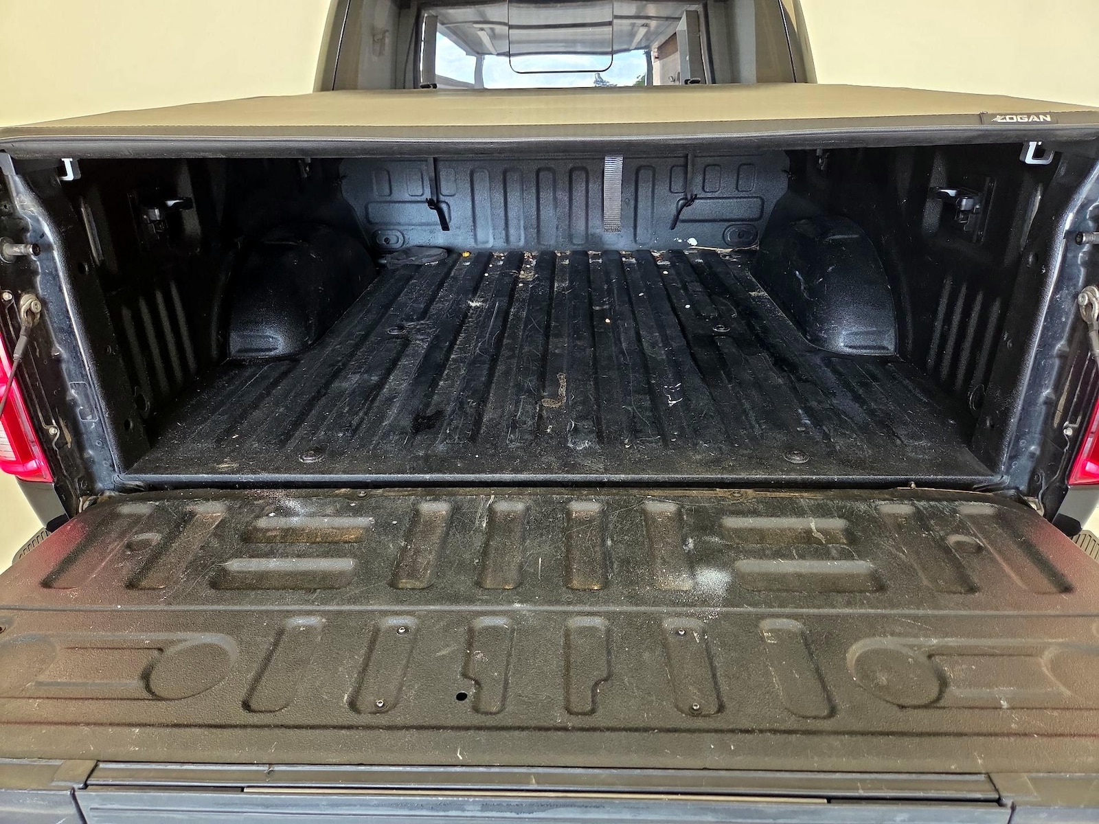2018 Ford F-150 Platinum - Photo 22