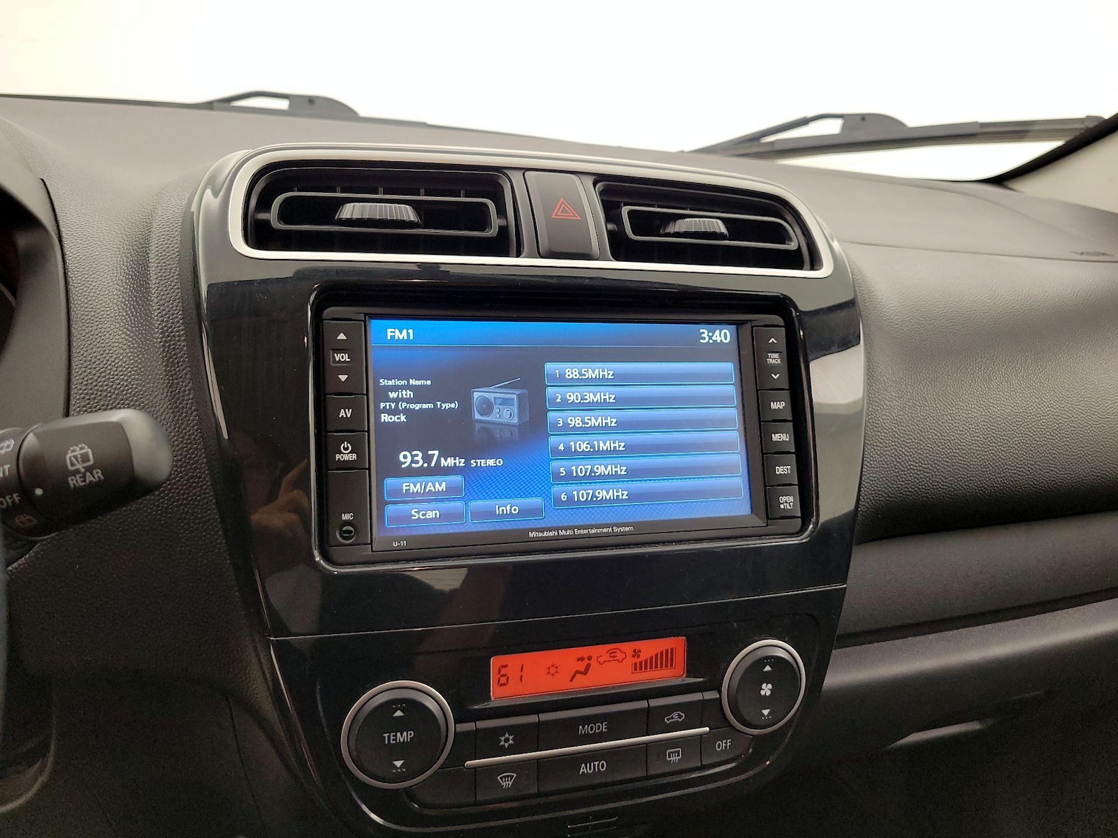 2014 Mitsubishi Mirage ES - Photo 17
