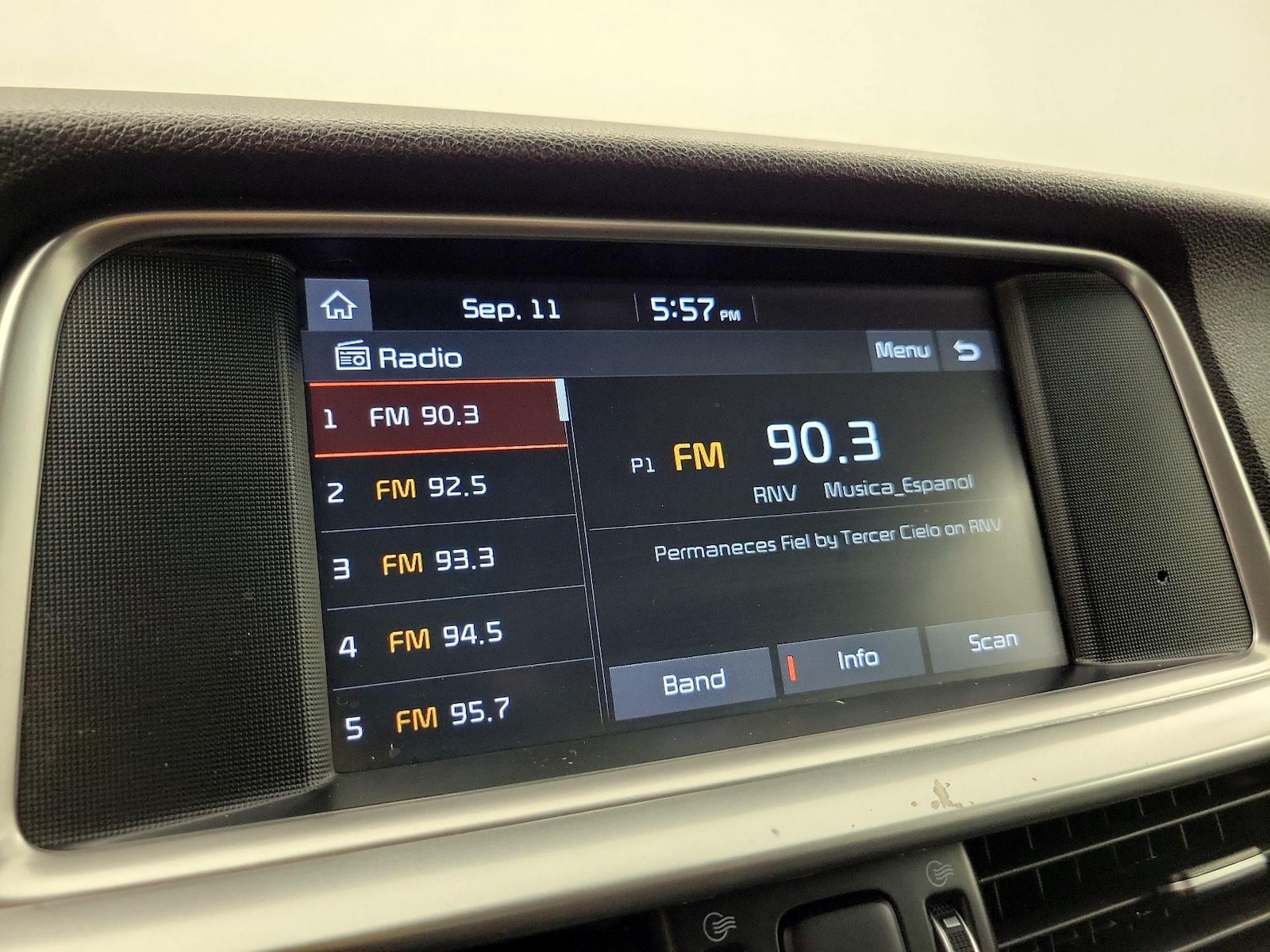 2020 Kia Optima LX - Photo 16