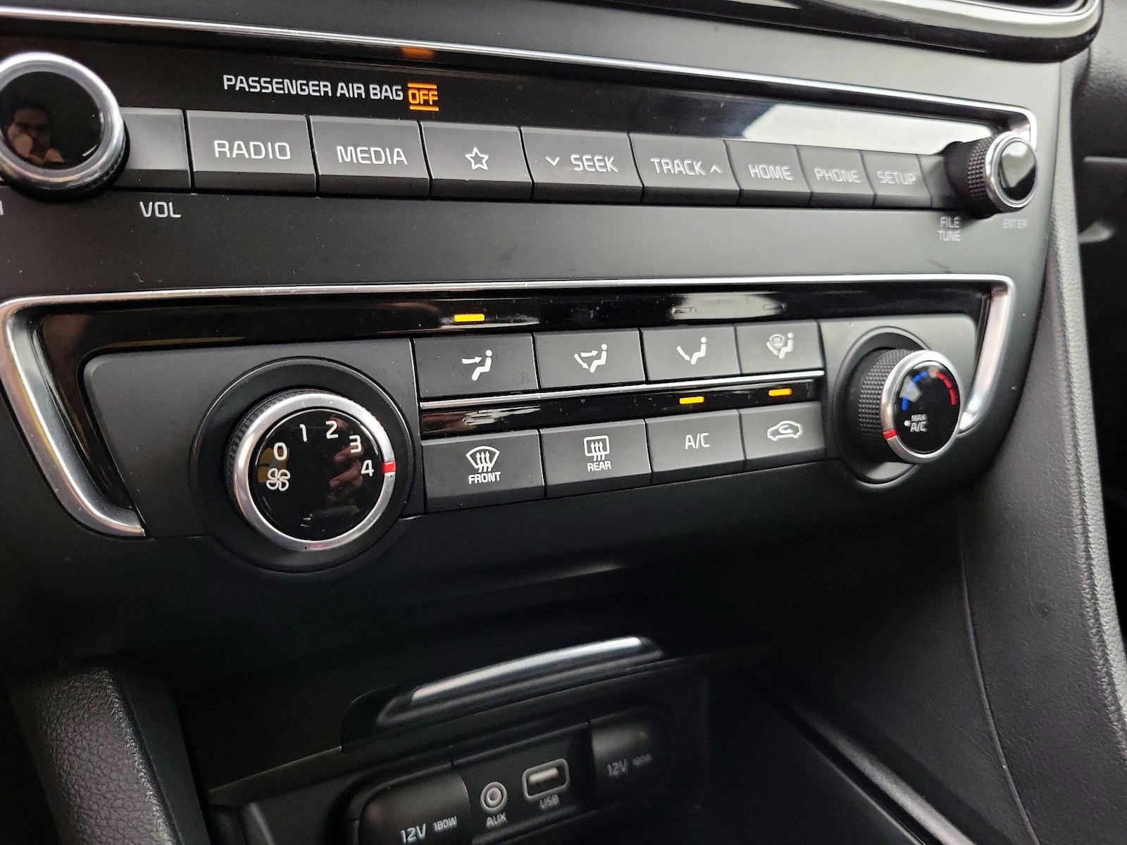 2020 Kia Optima LX - Photo 17