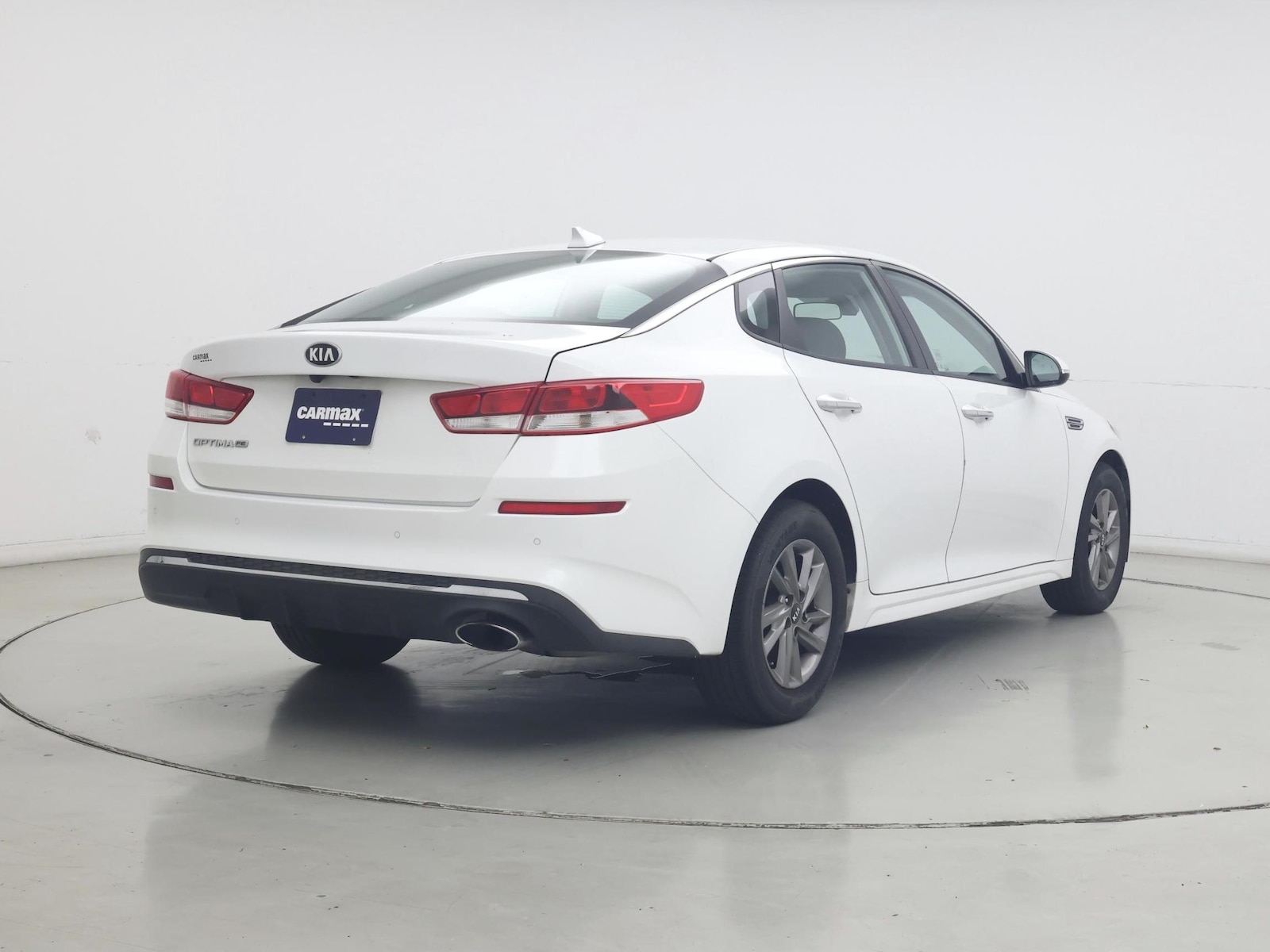2020 Kia Optima LX - Photo 9