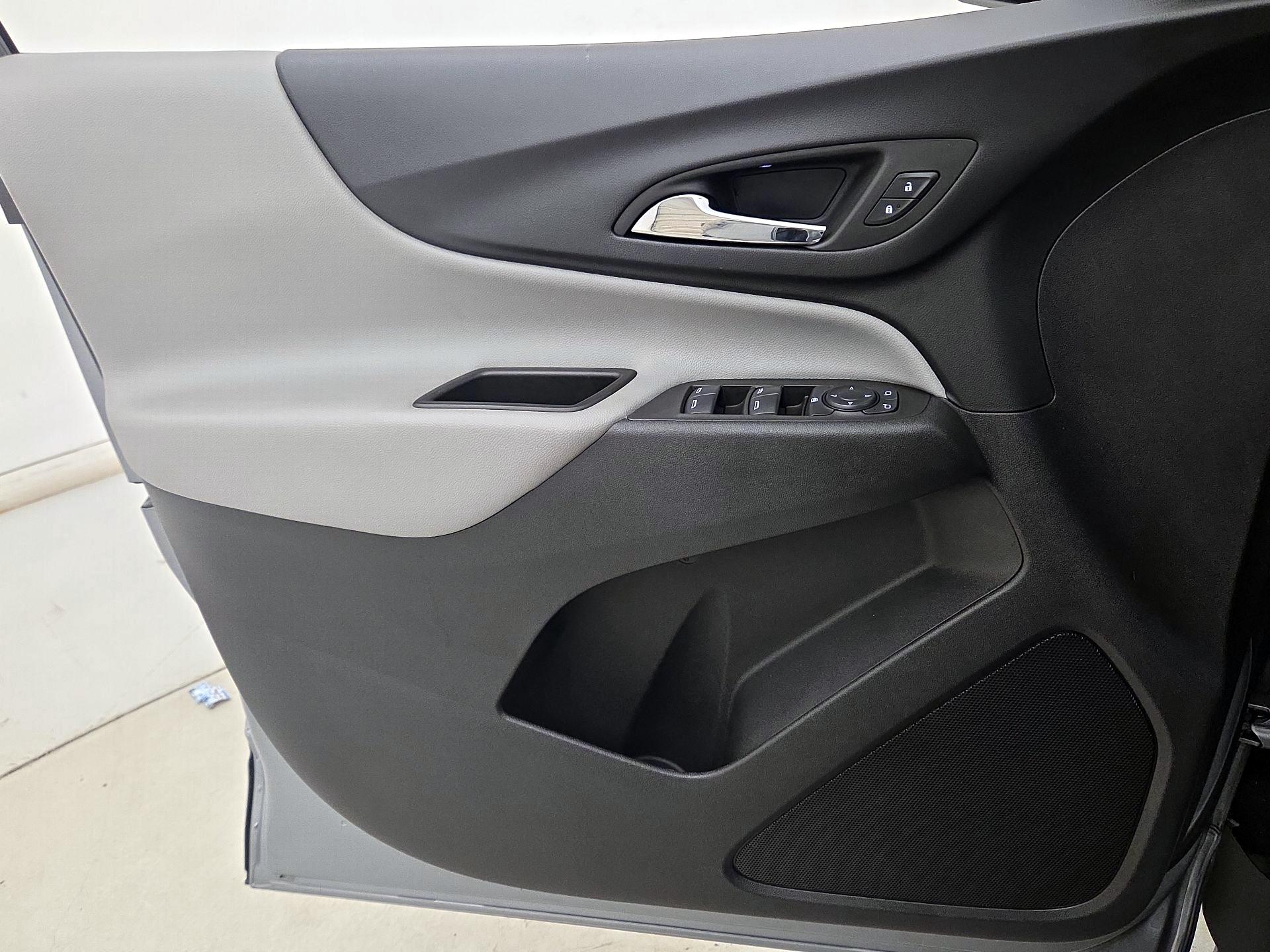 Thumbnail: 2024 Chevrolet Equinox - 12