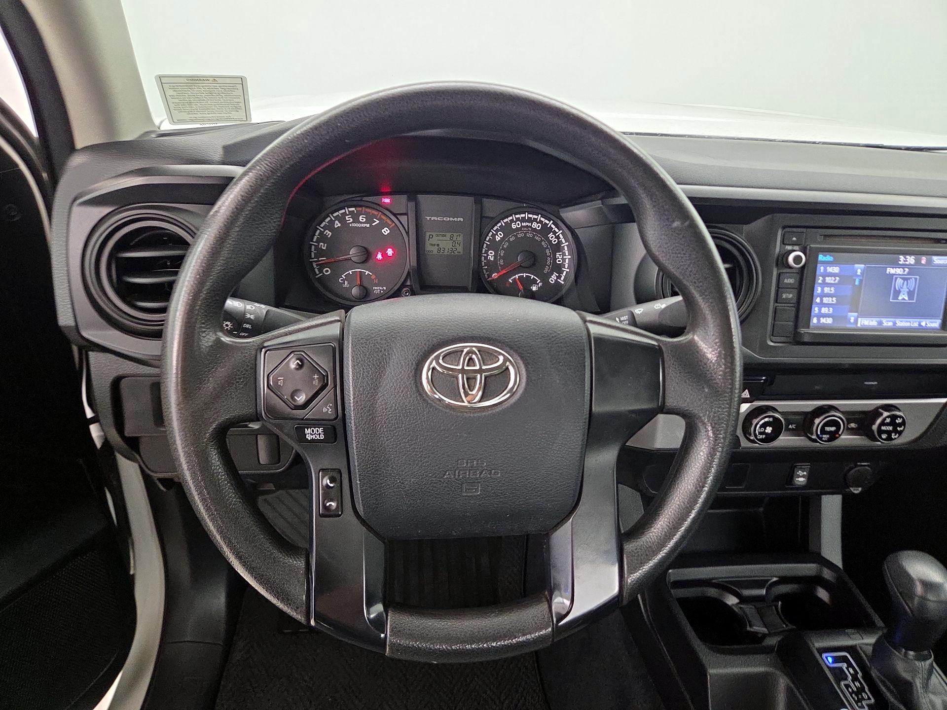 Thumbnail: 2016 Toyota Tacoma - 10