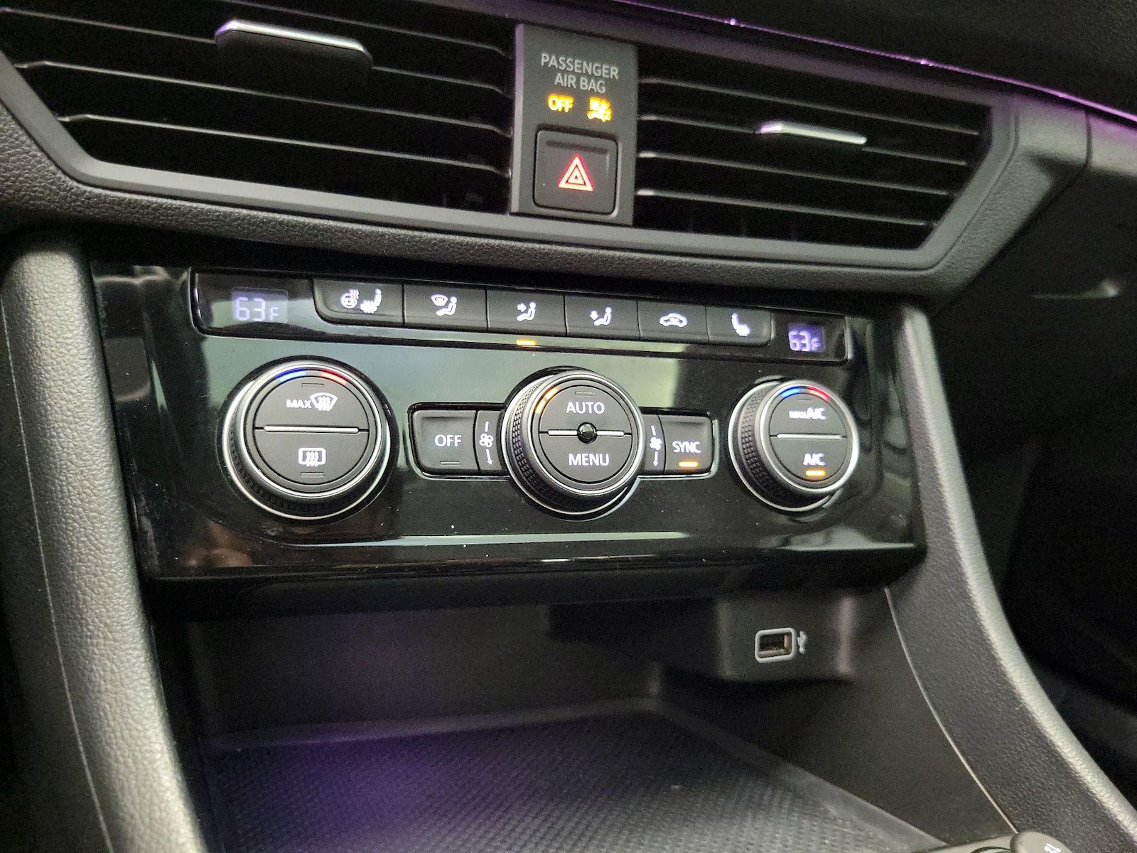 2019 Volkswagen Jetta SEL - Photo 17