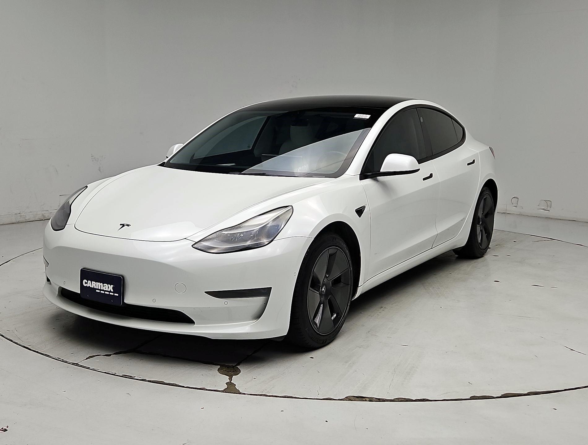 Thumbnail: 2022 Tesla Model 3 - 3