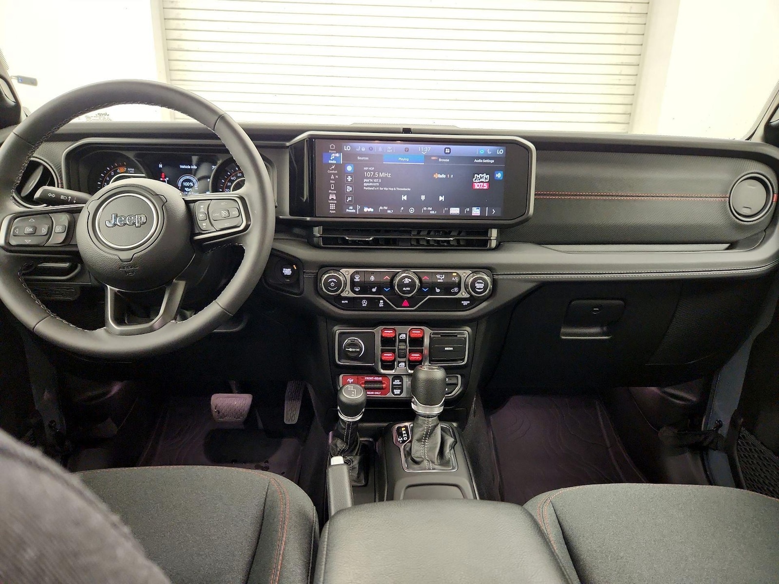 2025 Jeep Wrangler 4-Door Rubicon - Photo 10