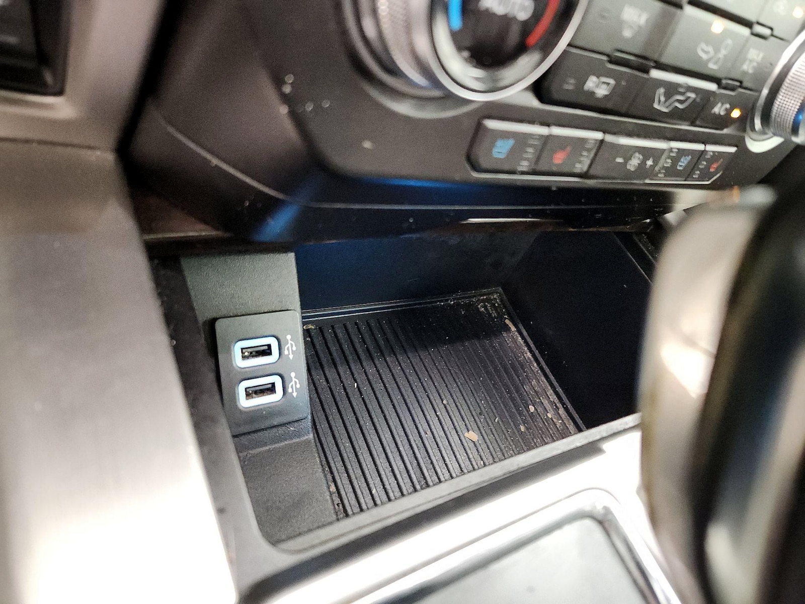 2017 Ford F-150 Platinum - Photo 20