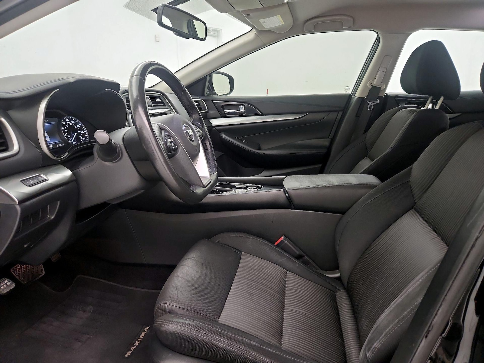 2019 Nissan Maxima S - Photo 12