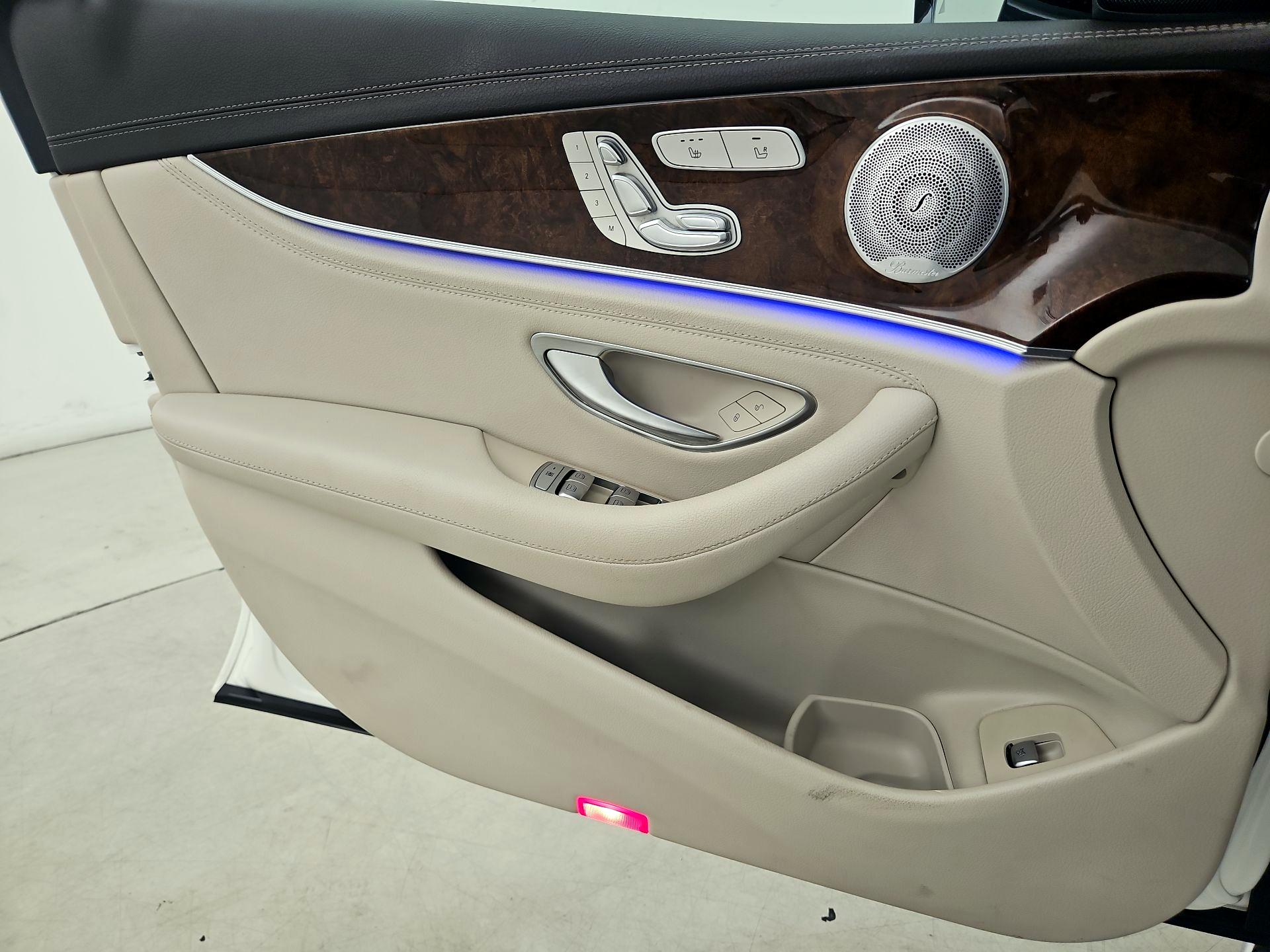 Thumbnail: 2020 Mercedes-Benz E-Class - 12