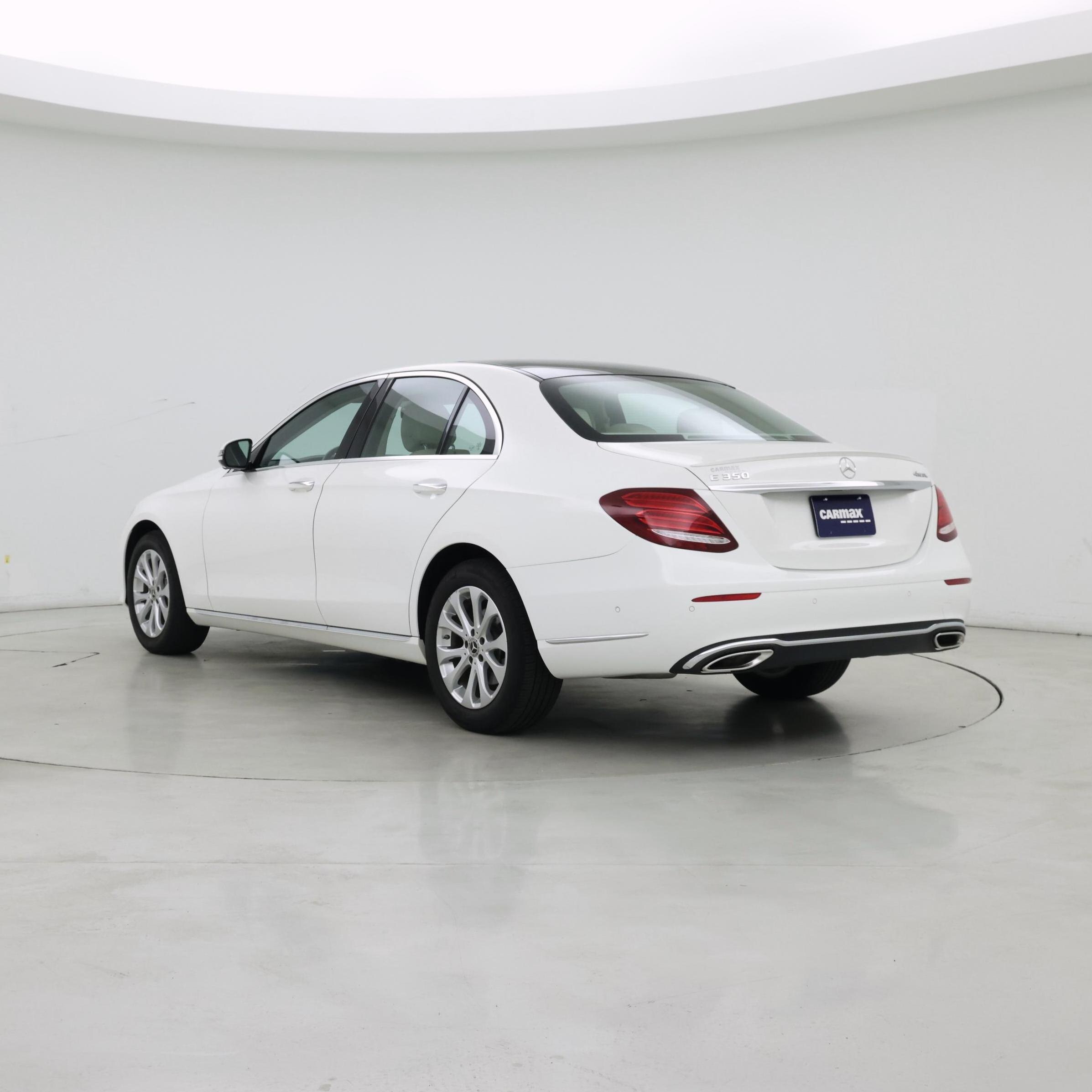 Thumbnail: 2020 Mercedes-Benz E-Class - 2