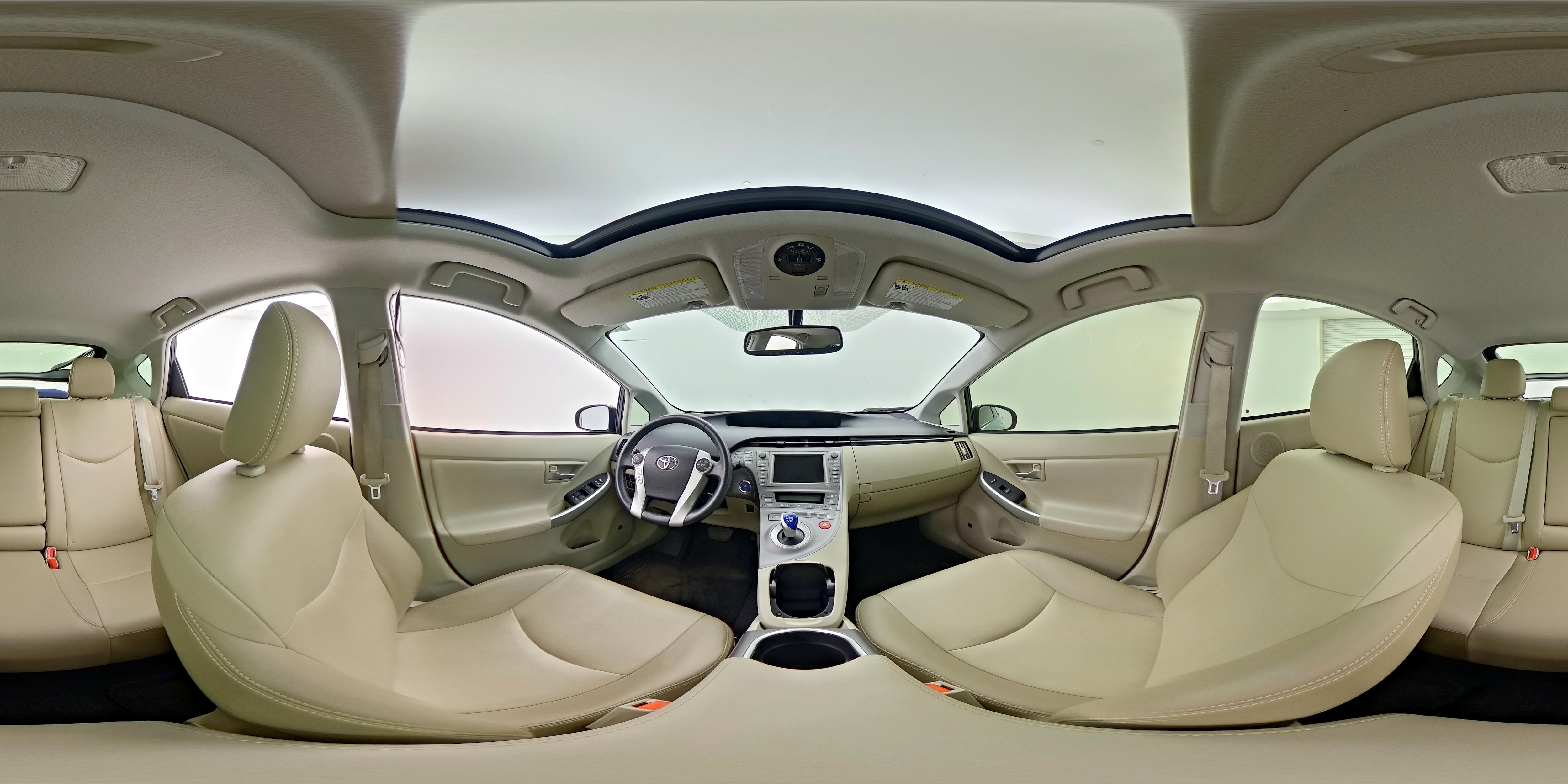 2014 Toyota Prius Four - Photo 26