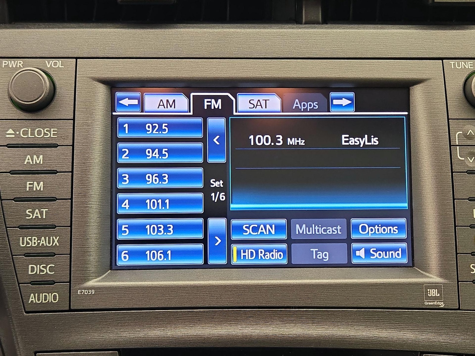 2014 Toyota Prius Four - Photo 17