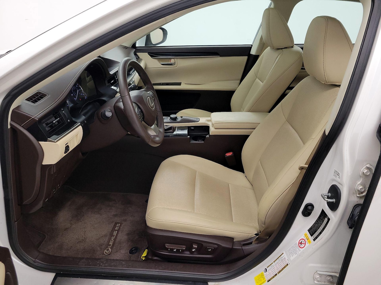 2016 Lexus ES 350 - Photo 12