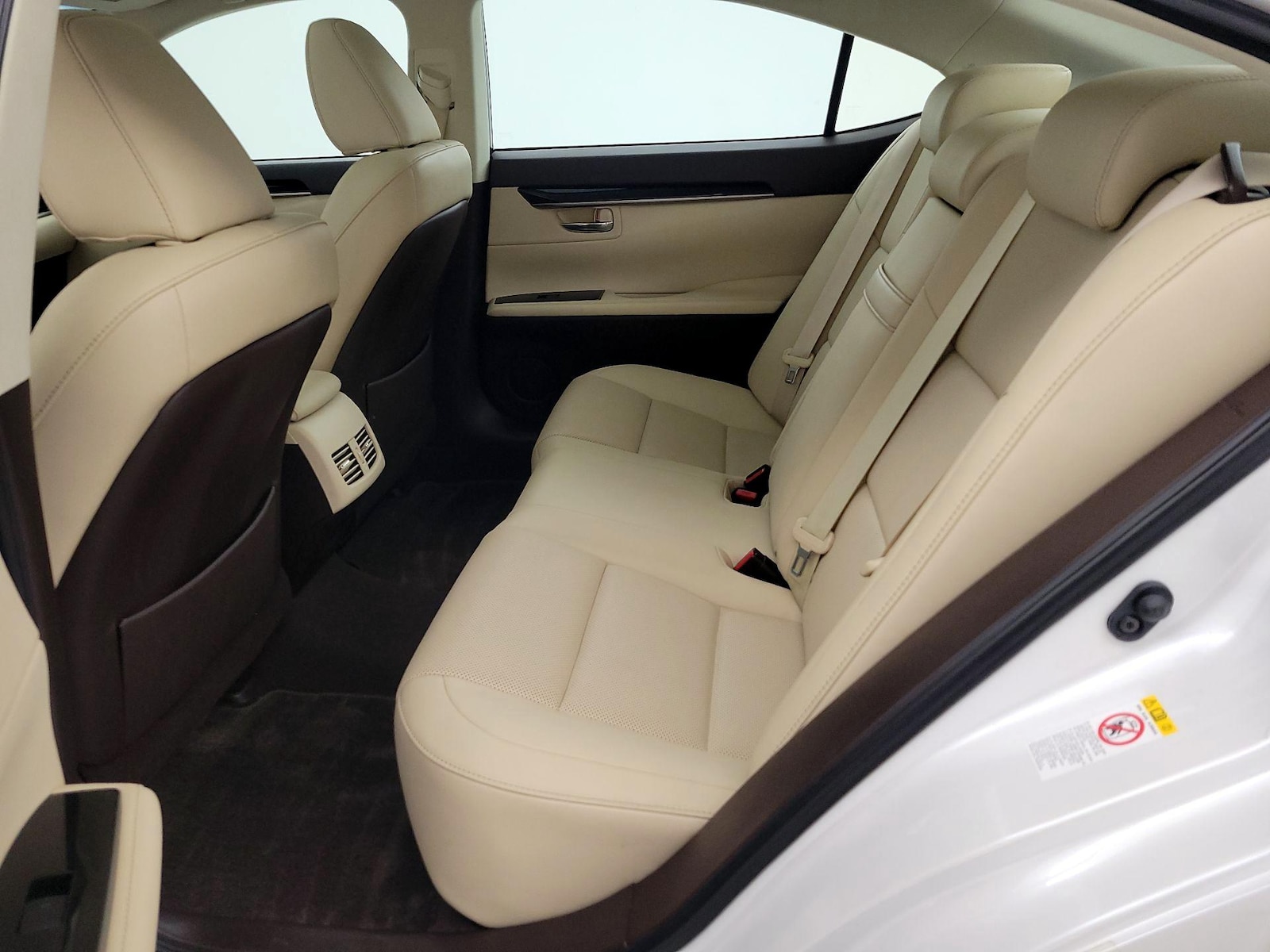 2016 Lexus ES 350 - Photo 21