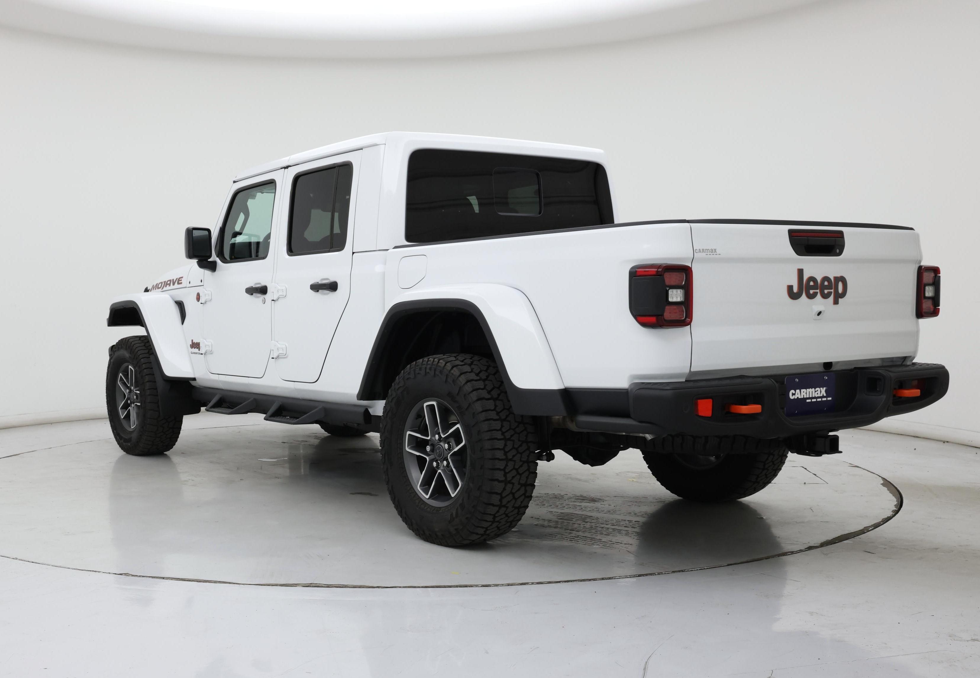 Thumbnail: 2025 Jeep Gladiator - 2