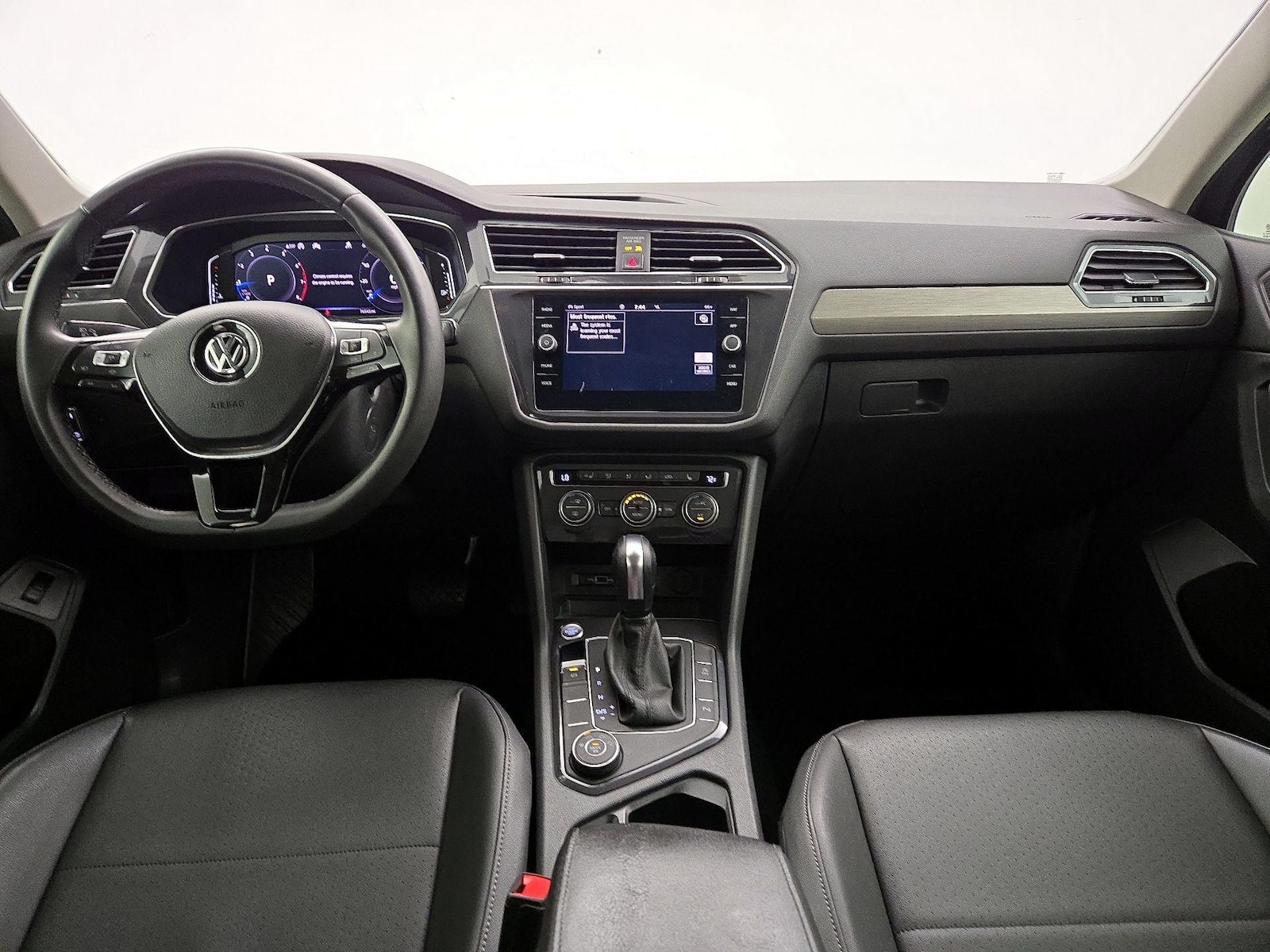 2020 Volkswagen Tiguan SEL - Photo 10