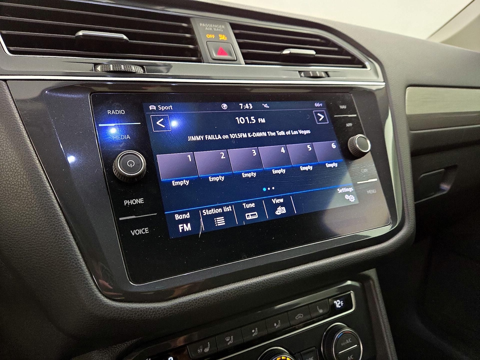 2020 Volkswagen Tiguan SEL - Photo 17