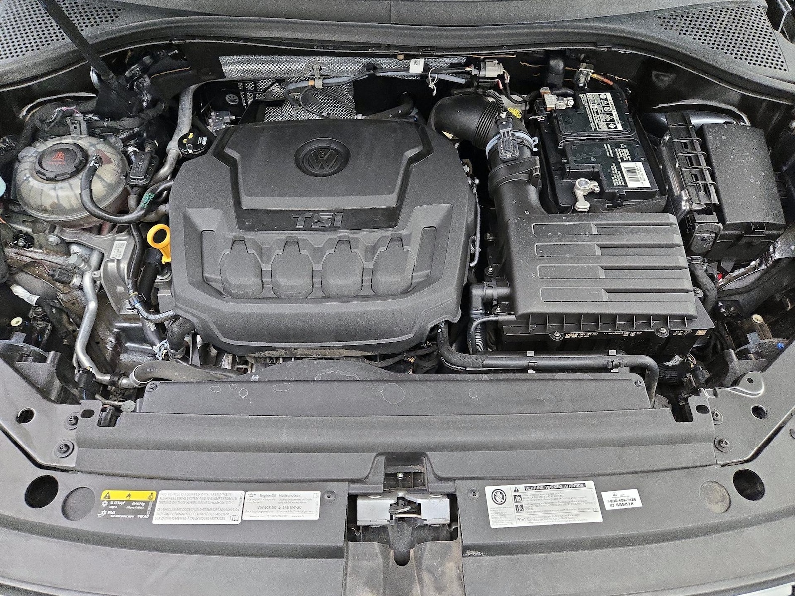 2020 Volkswagen Tiguan SEL - Photo 25