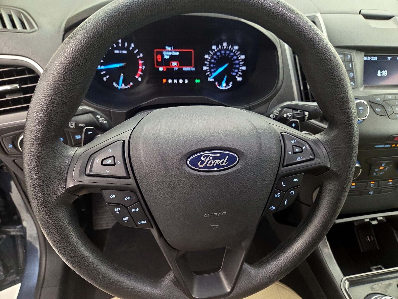 2019 Ford Edge SE - Photo 11