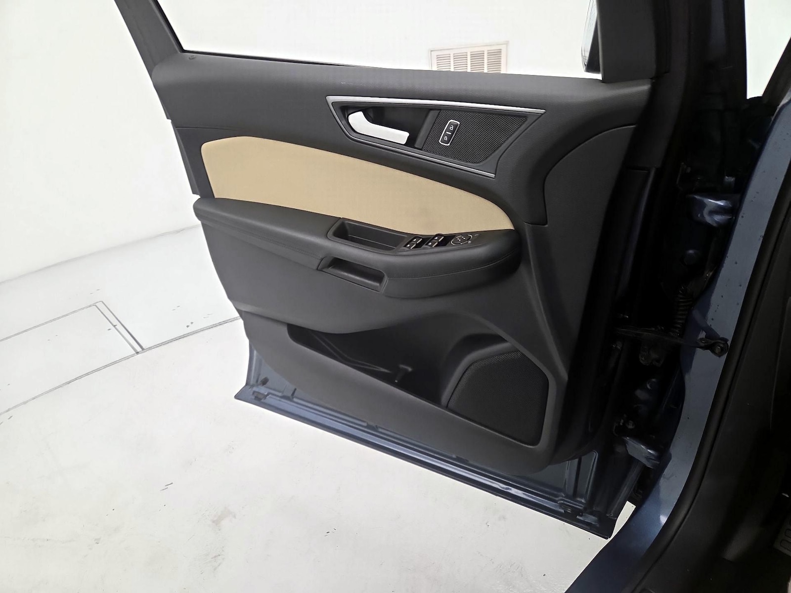 2019 Ford Edge SE - Photo 13