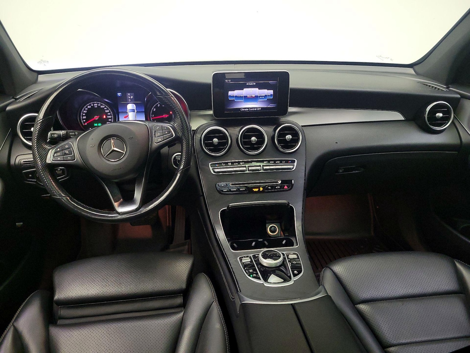2019 Mercedes-Benz GLC GLC300 - Photo 10