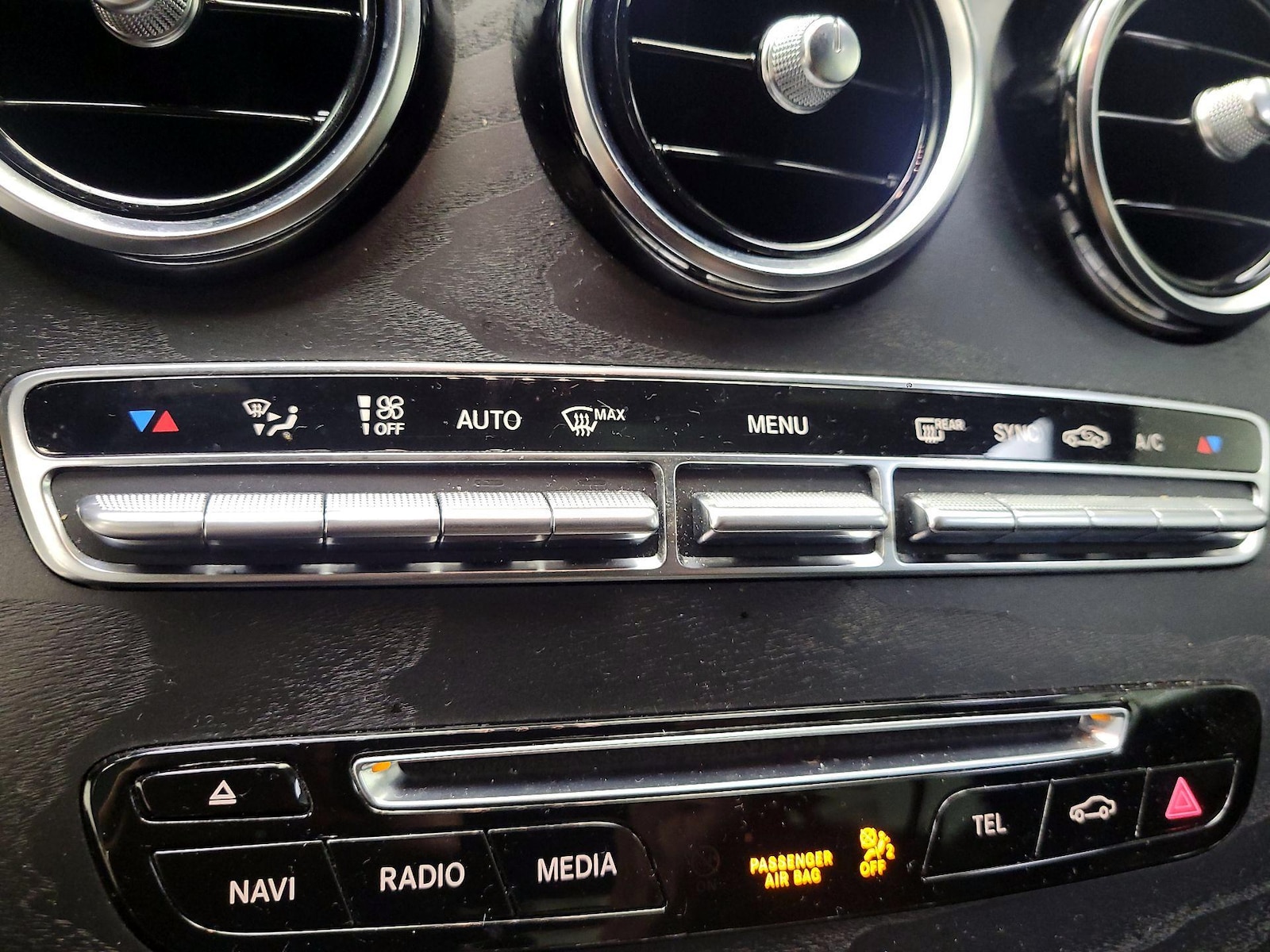 2019 Mercedes-Benz GLC GLC300 - Photo 18