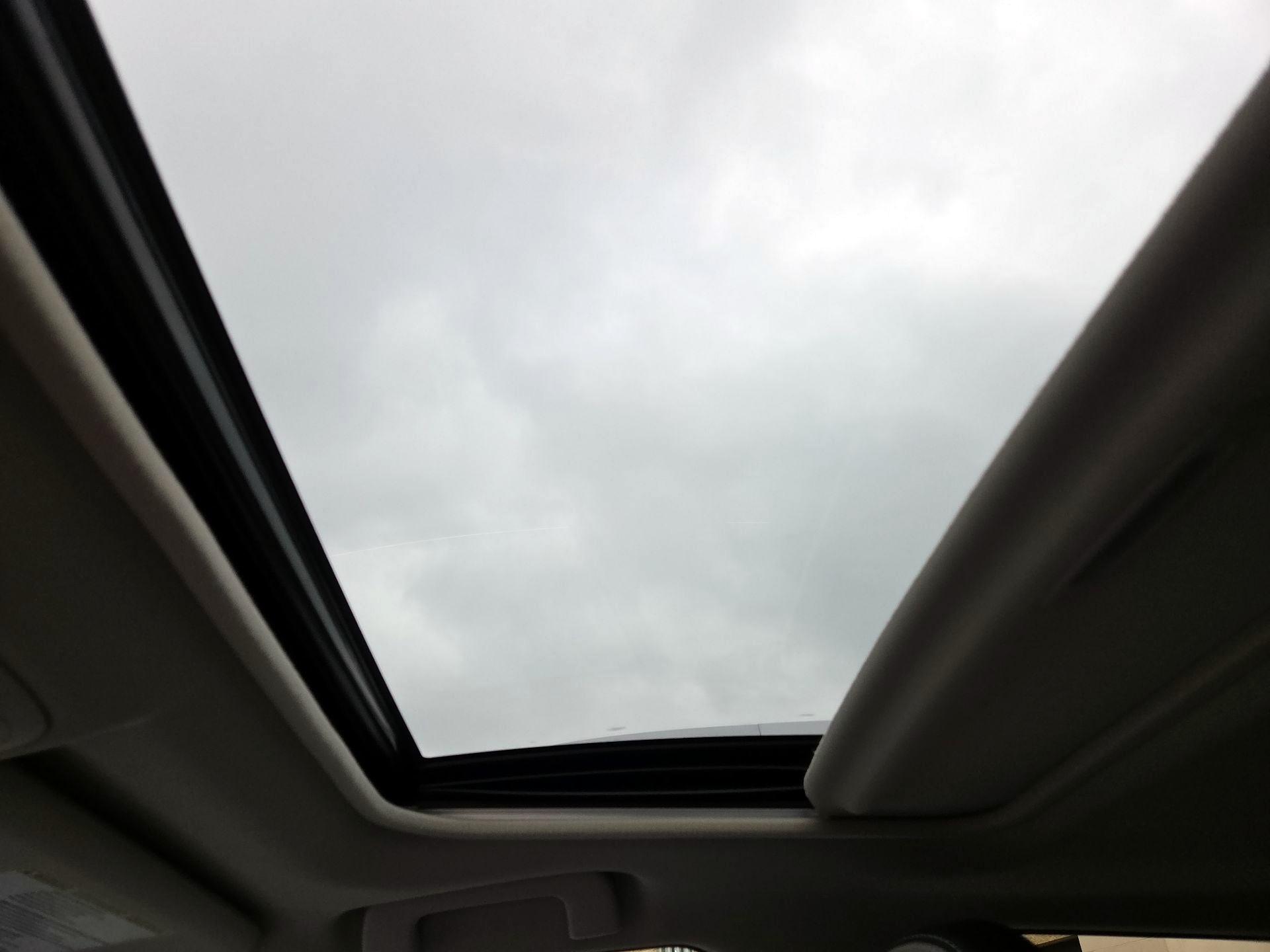 Thumbnail: 2017 Toyota RAV4 - 19