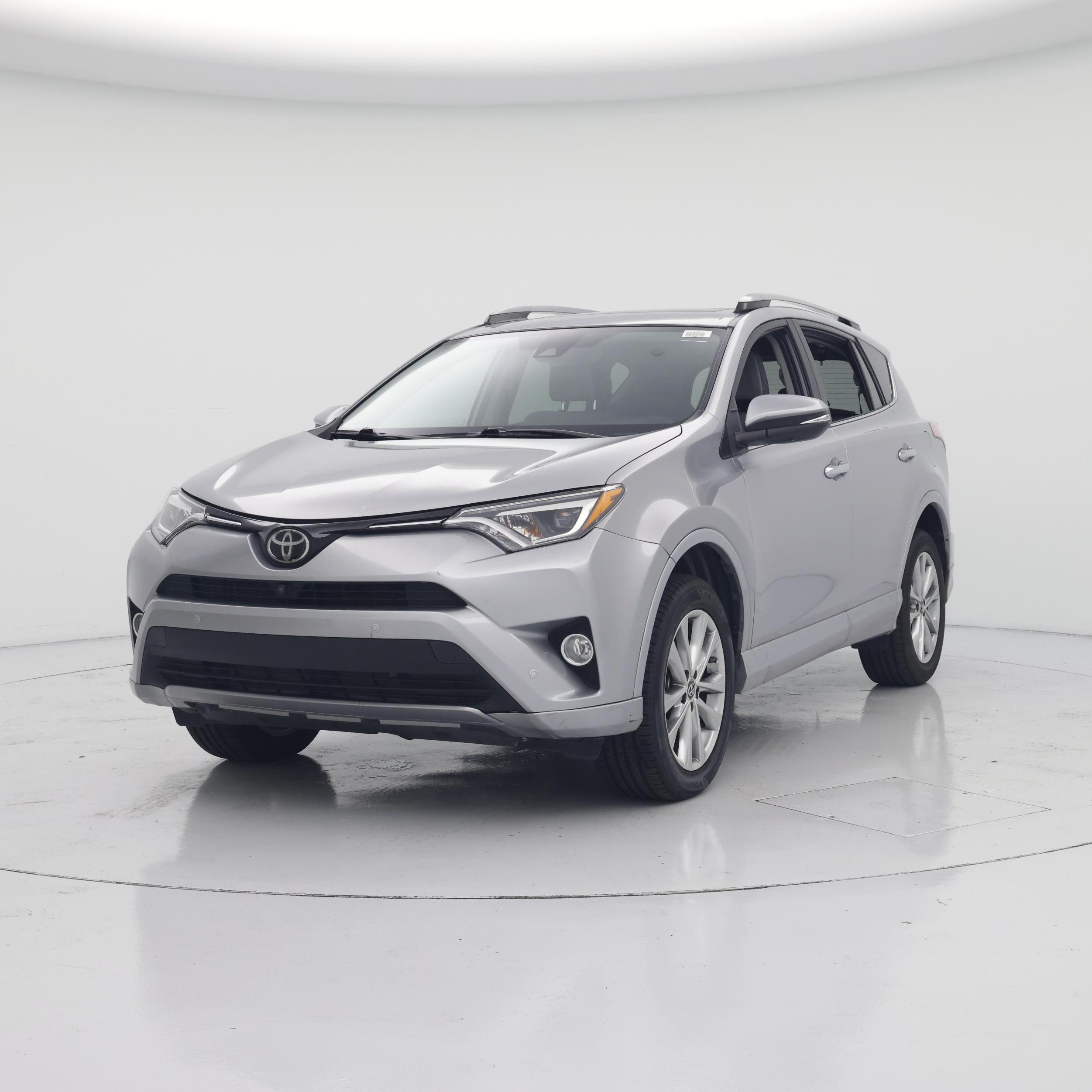 Thumbnail: 2017 Toyota RAV4 - 4