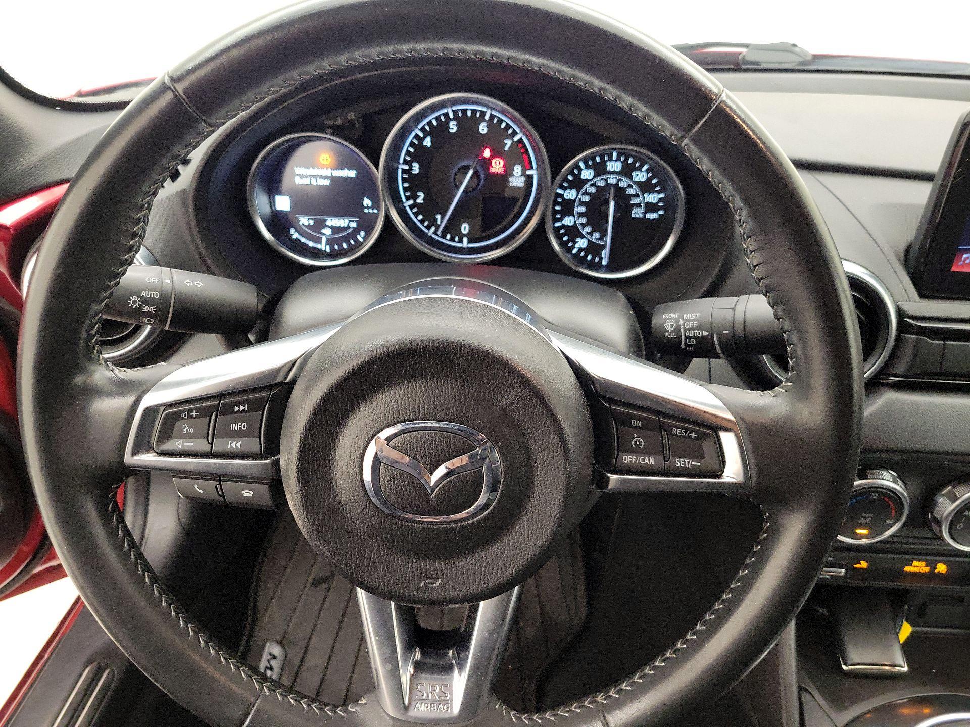 Thumbnail: 2022 Mazda MX-5 Miata - 10
