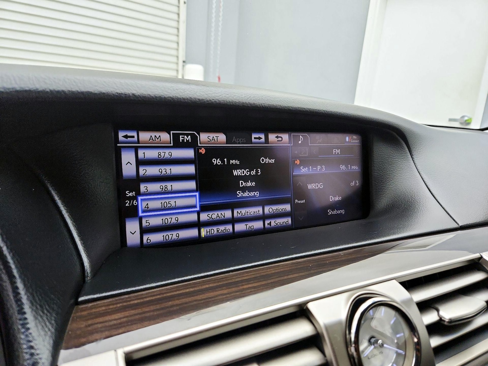 2014 Lexus LS Base - Photo 16