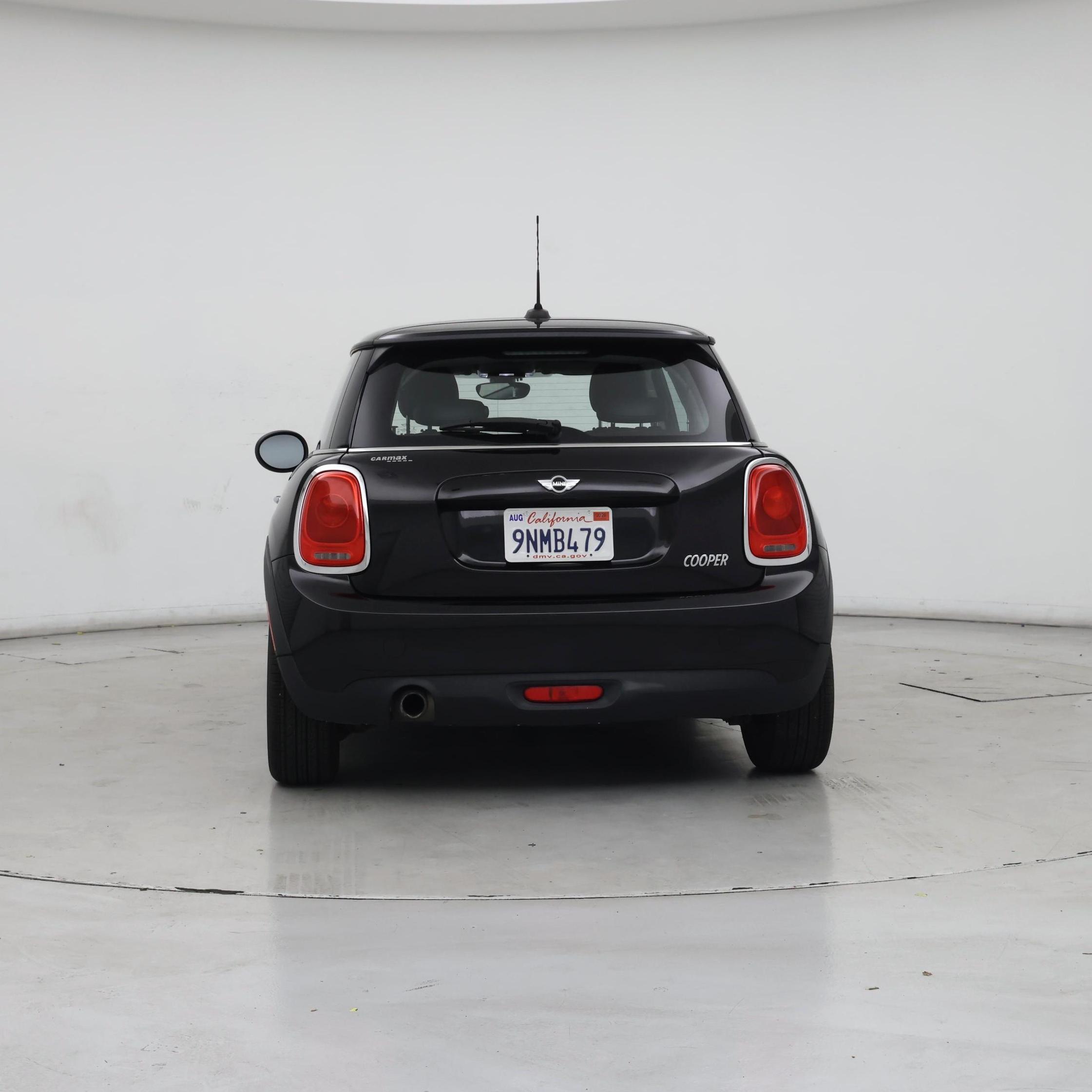 Thumbnail: 2017 MINI Cooper Hardtop - 6