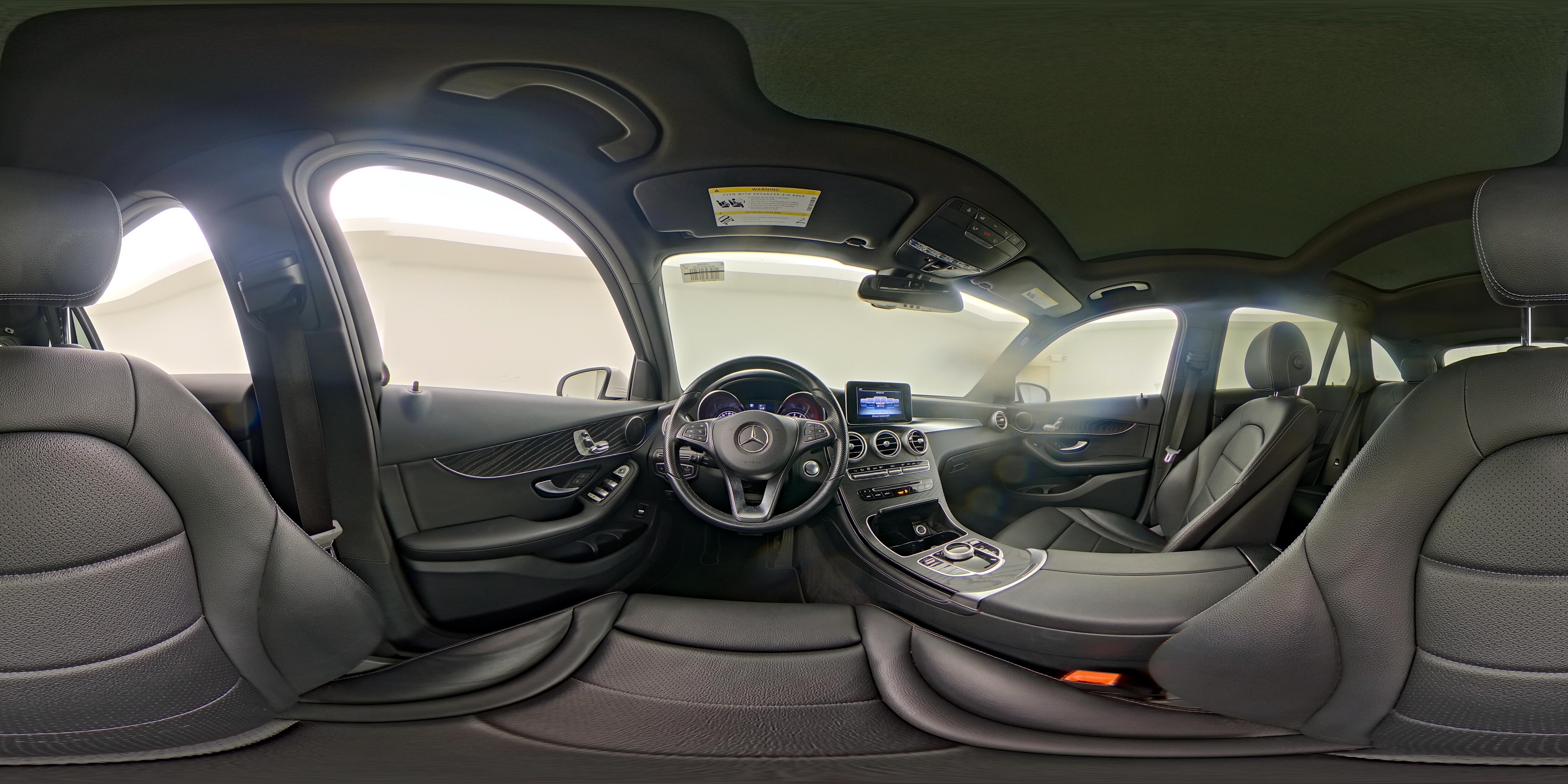 2017 Mercedes-Benz GLC GLC300 - Photo 14