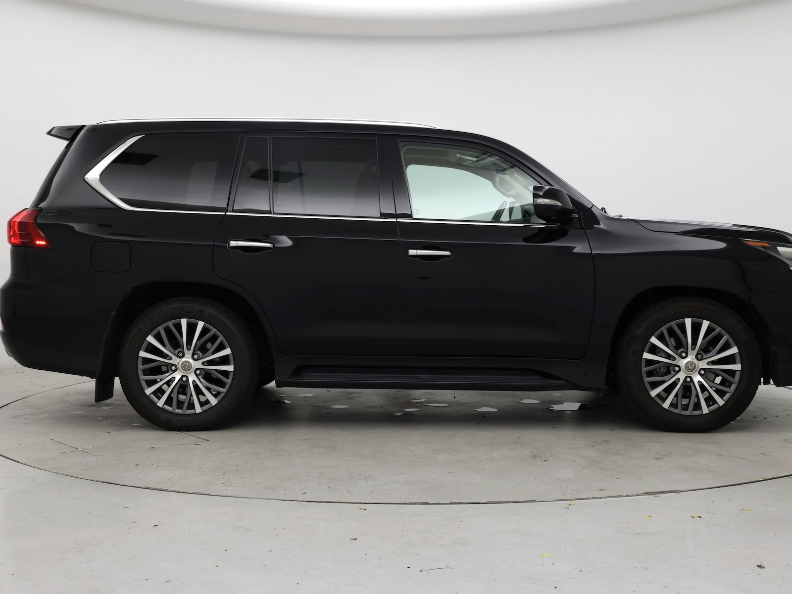 2018 Lexus LX 570 - Photo 8