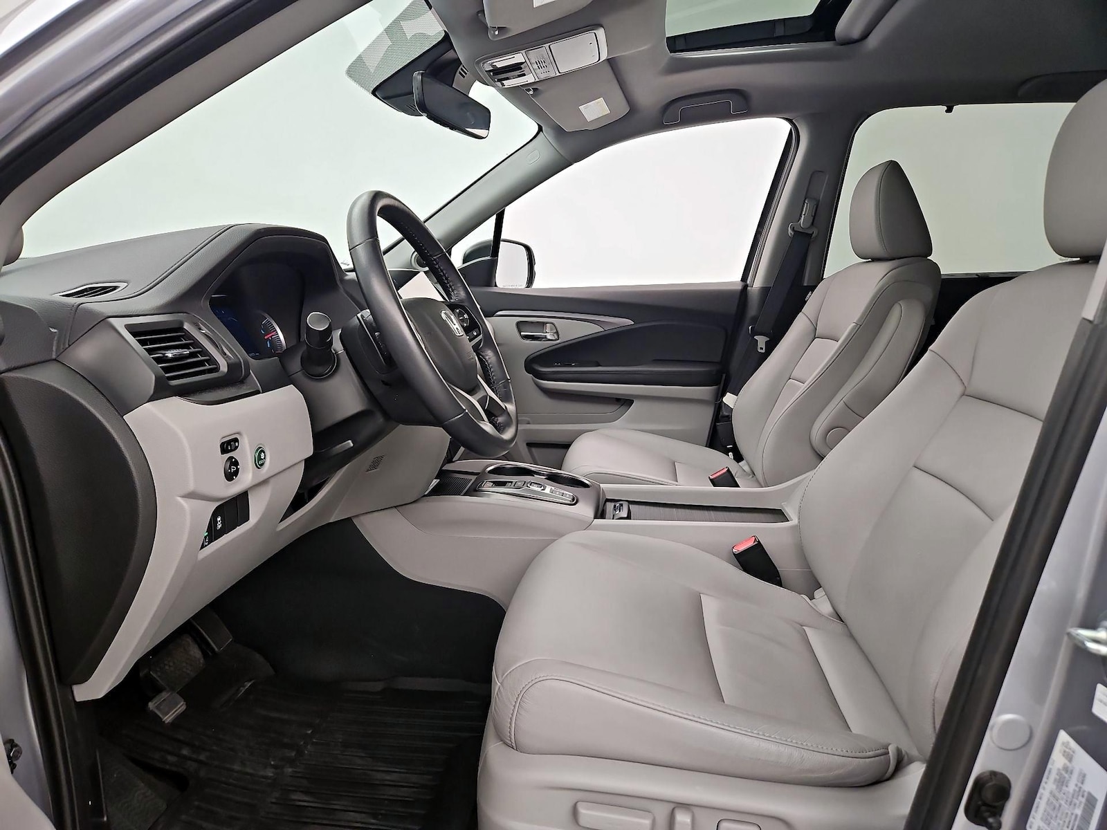 2021 Honda Pilot SE - Photo 12