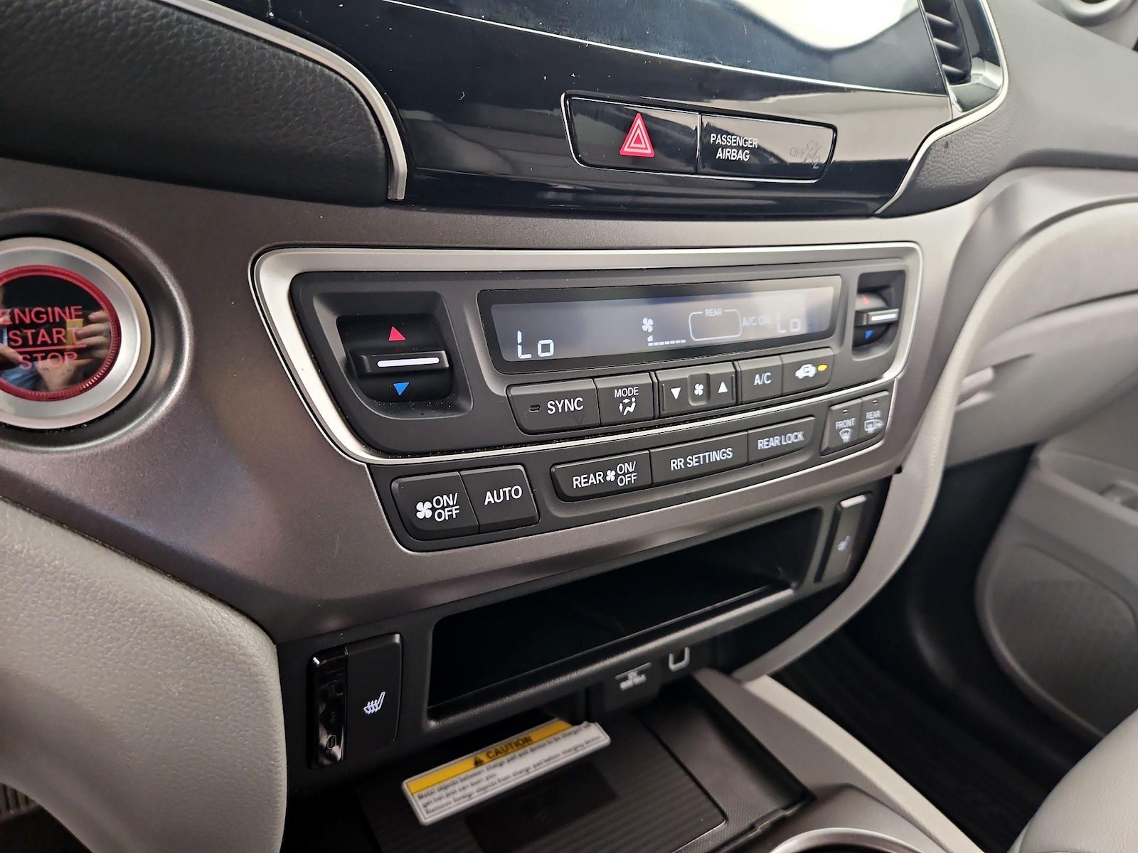 2021 Honda Pilot SE - Photo 17