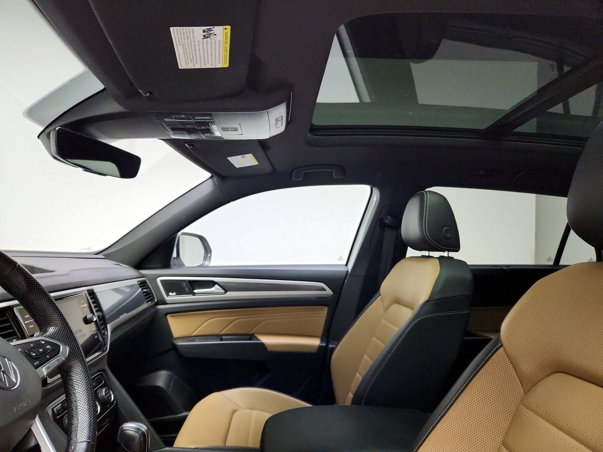 Thumbnail: 2021 Volkswagen Atlas - 18