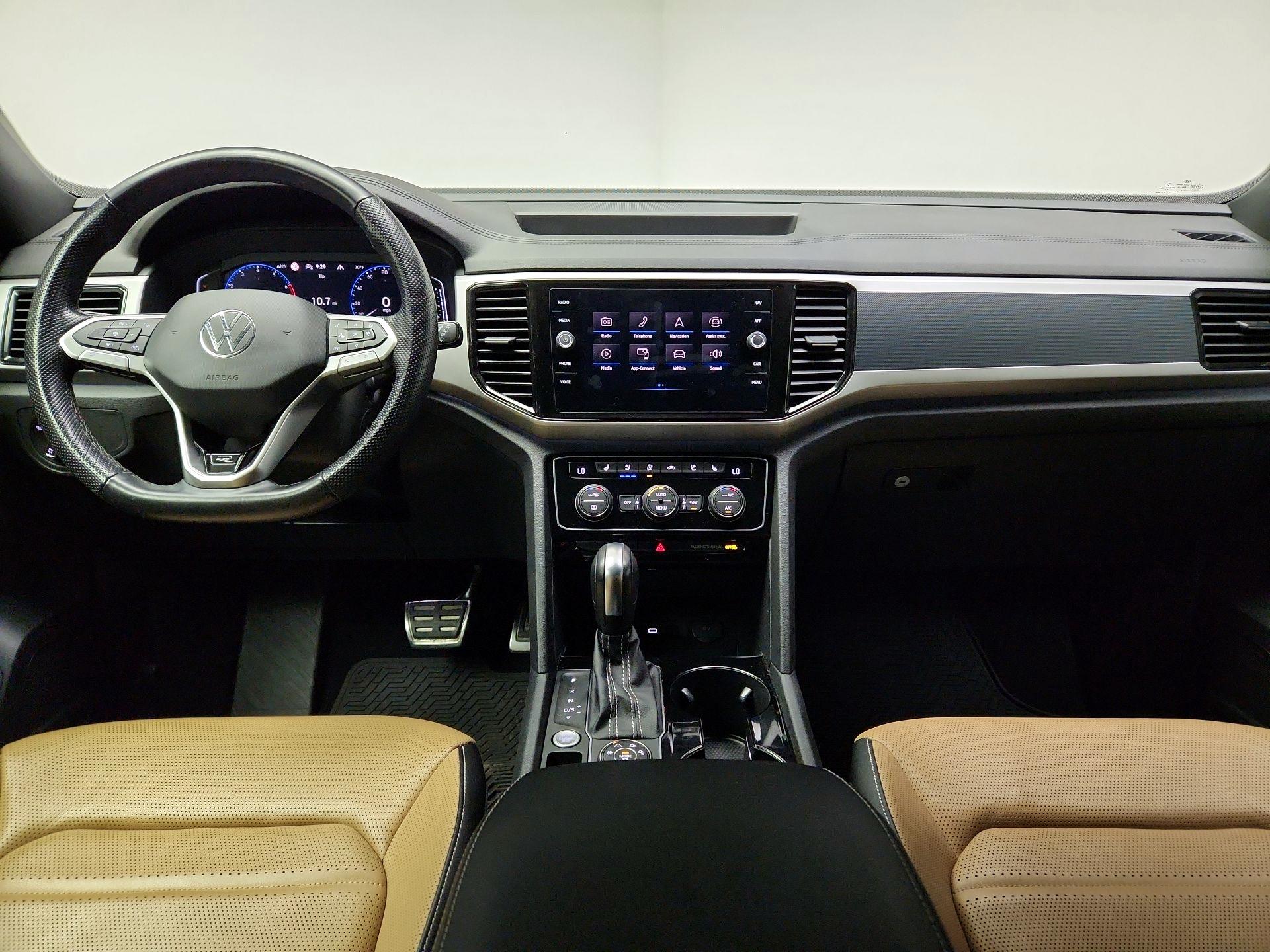 Thumbnail: 2021 Volkswagen Atlas - 8