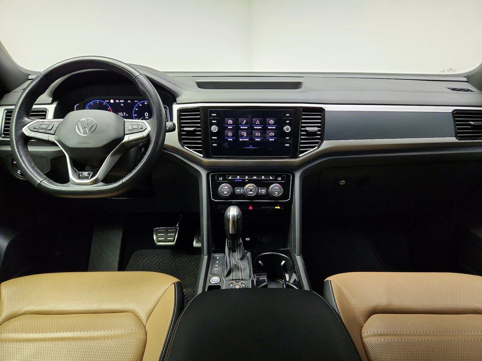 Apple CarPlay® & Android Auto™