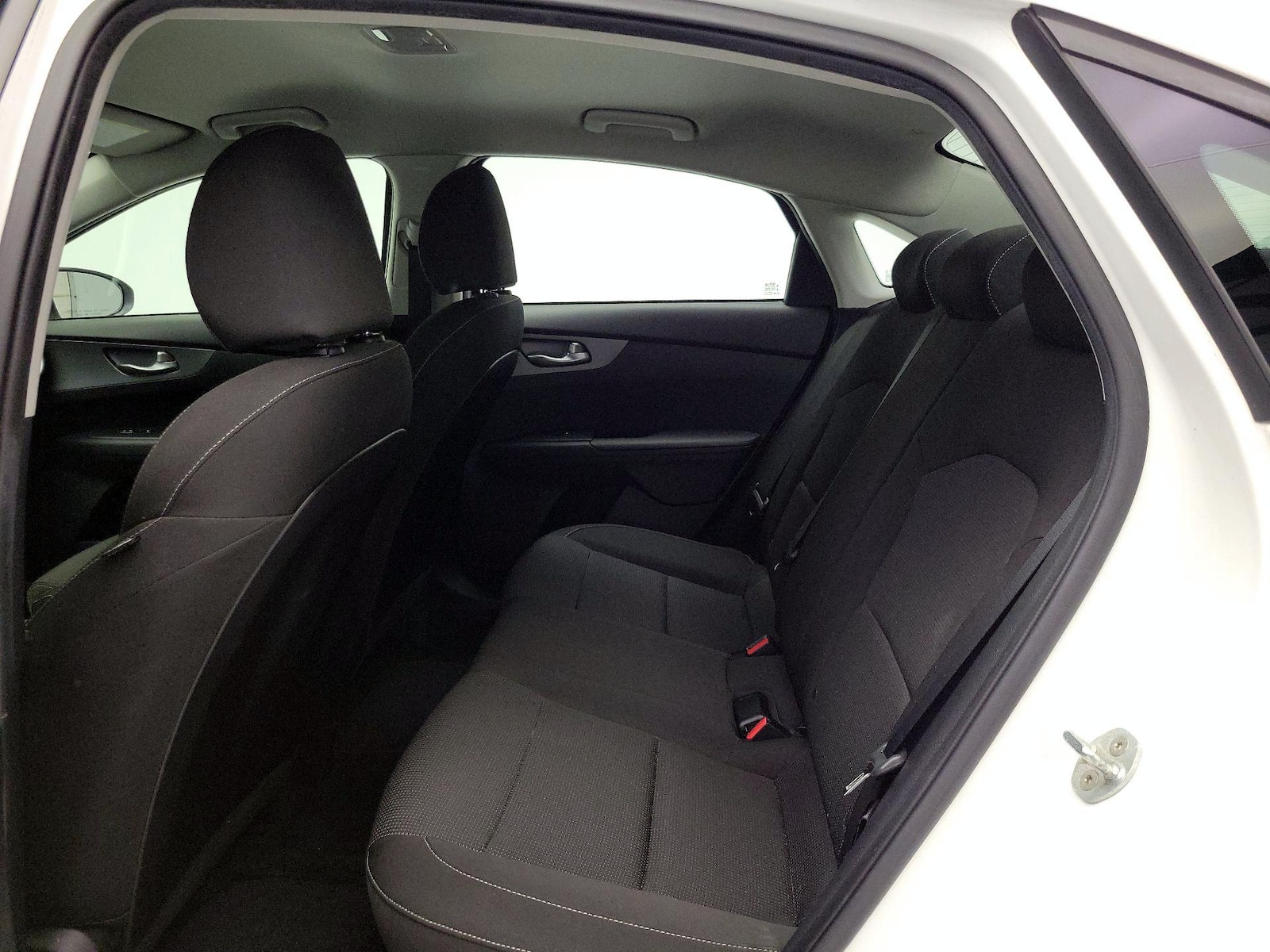 2021 Kia Forte LXS - Photo 20