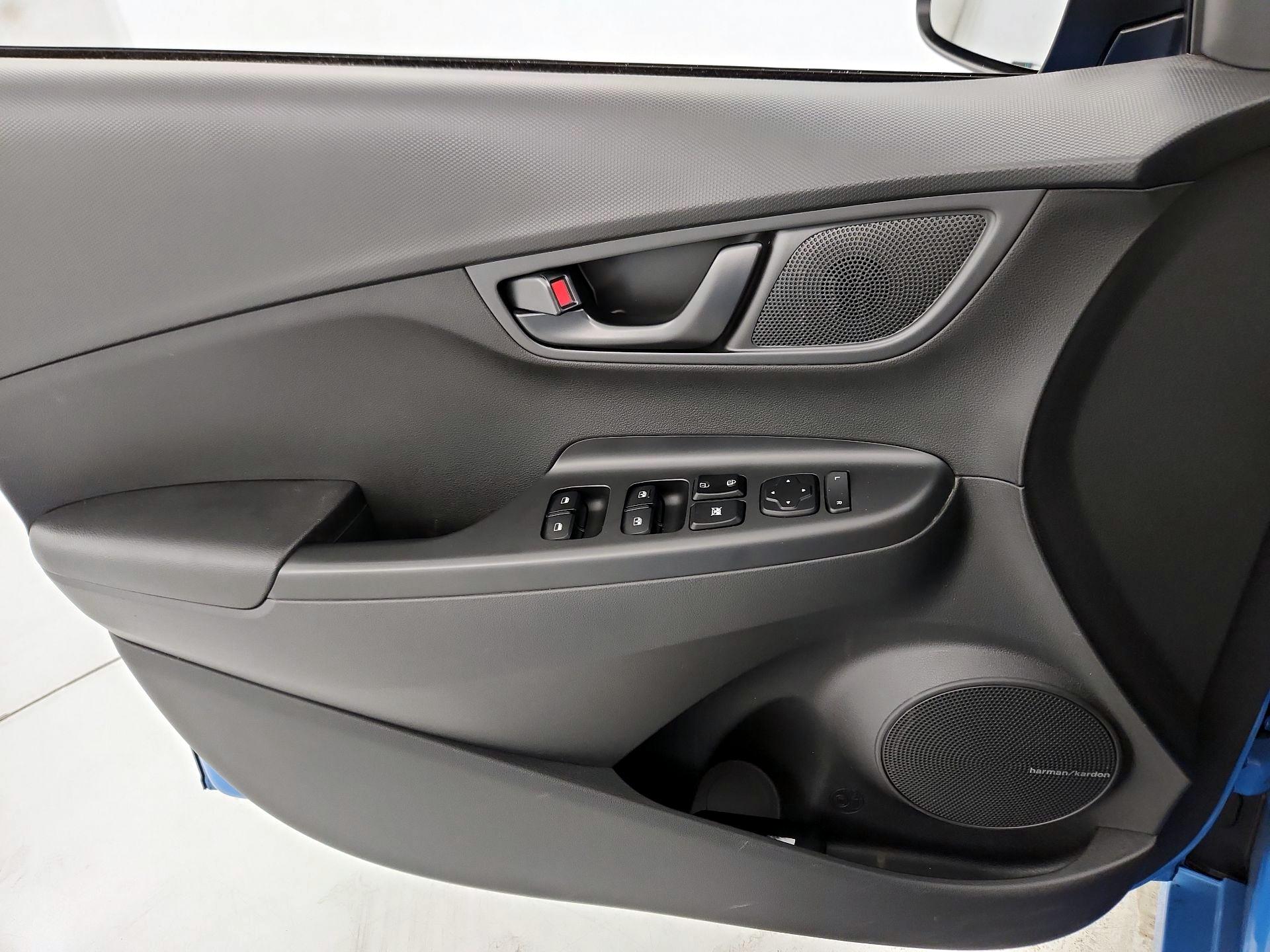 Thumbnail: 2022 Hyundai Kona - 12