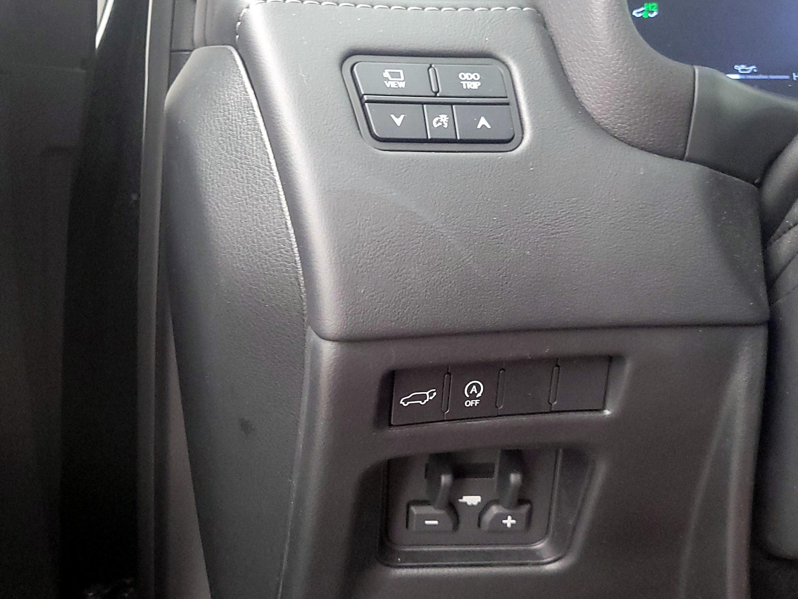 2026 Lexus LX Premium - Photo 14