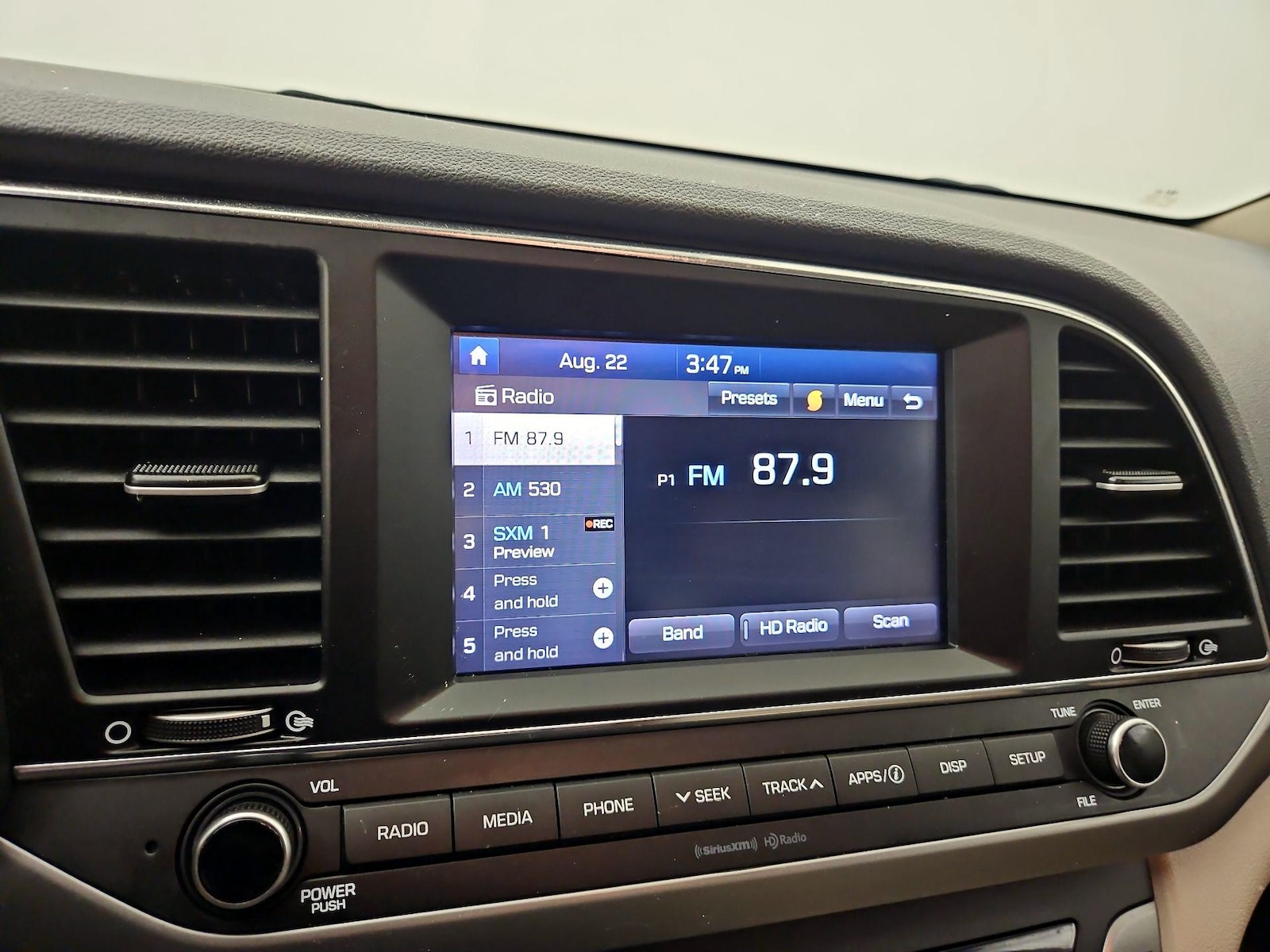 2018 Hyundai Elantra SEL - Photo 16
