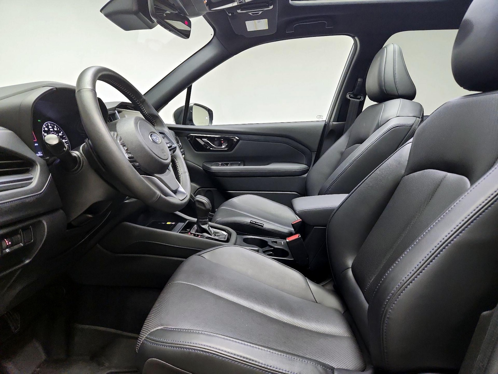 2025 Subaru Forester Limited - Photo 10